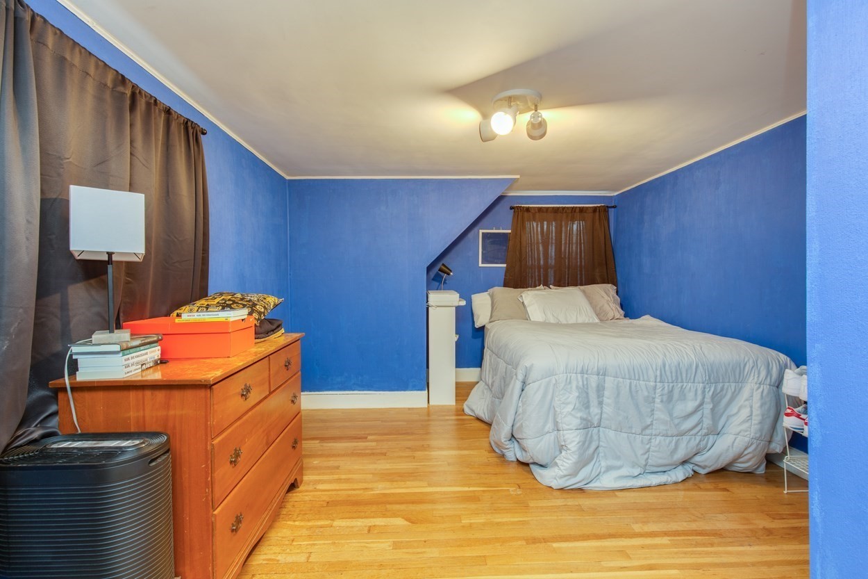 119 Lawrence St Property Photo 27