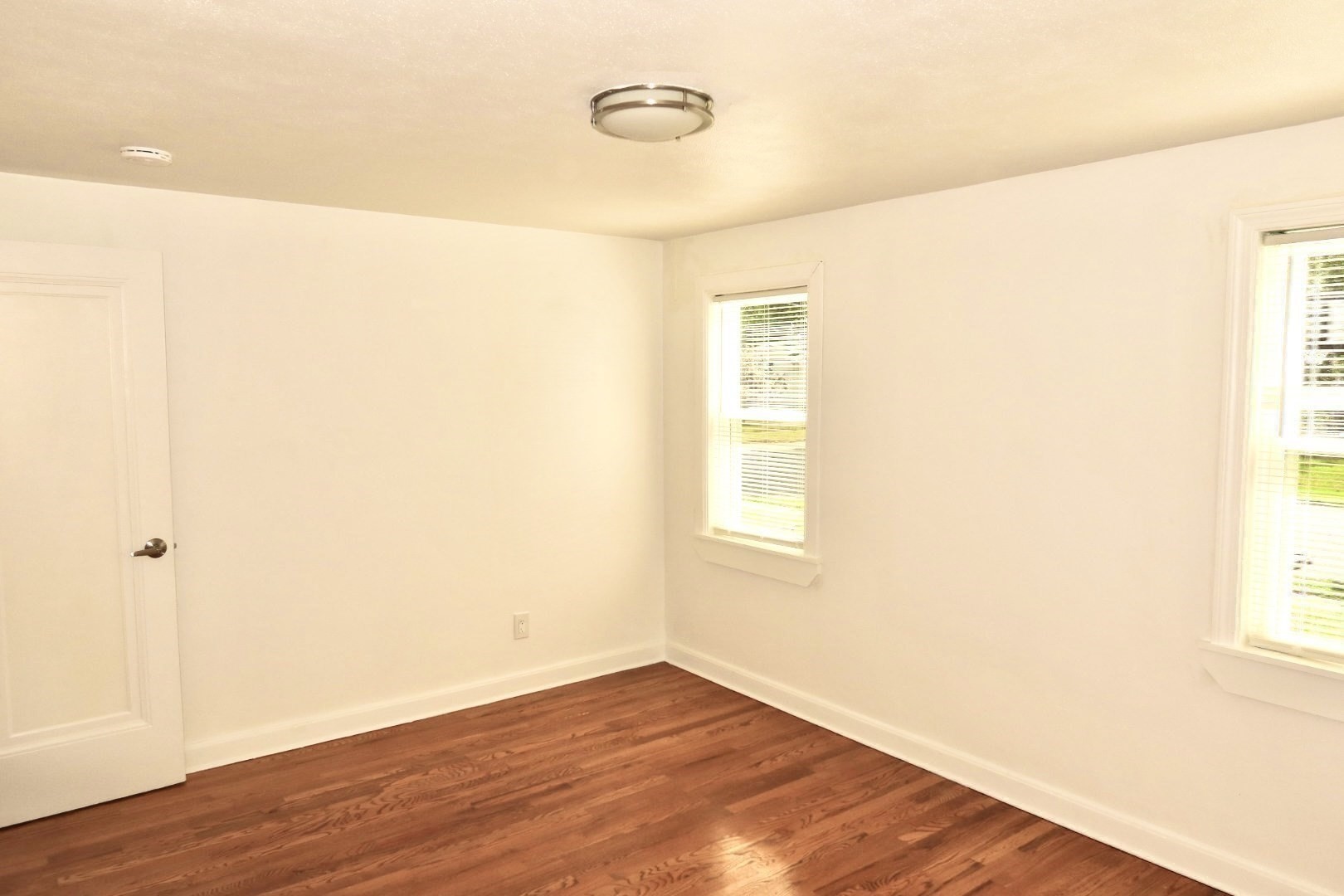 61 Russell Street Property Photo 20