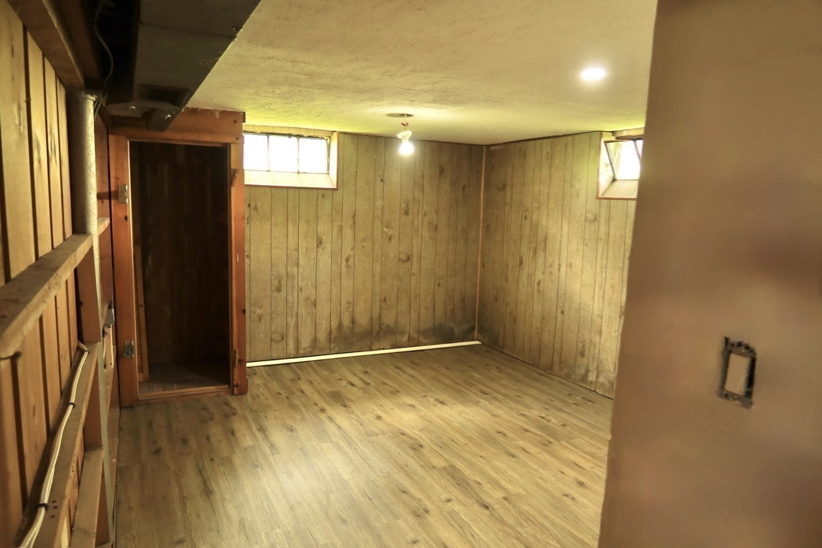 61 Russell Street Property Photo 25