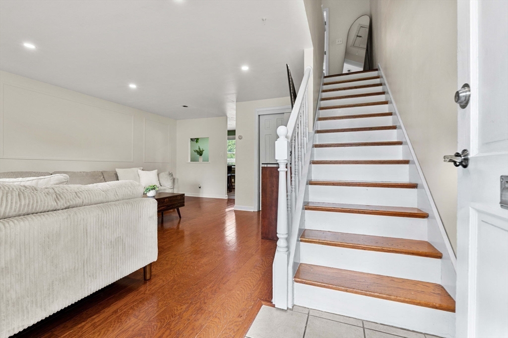 7 Village Green Drive # 7 Property Photo 10