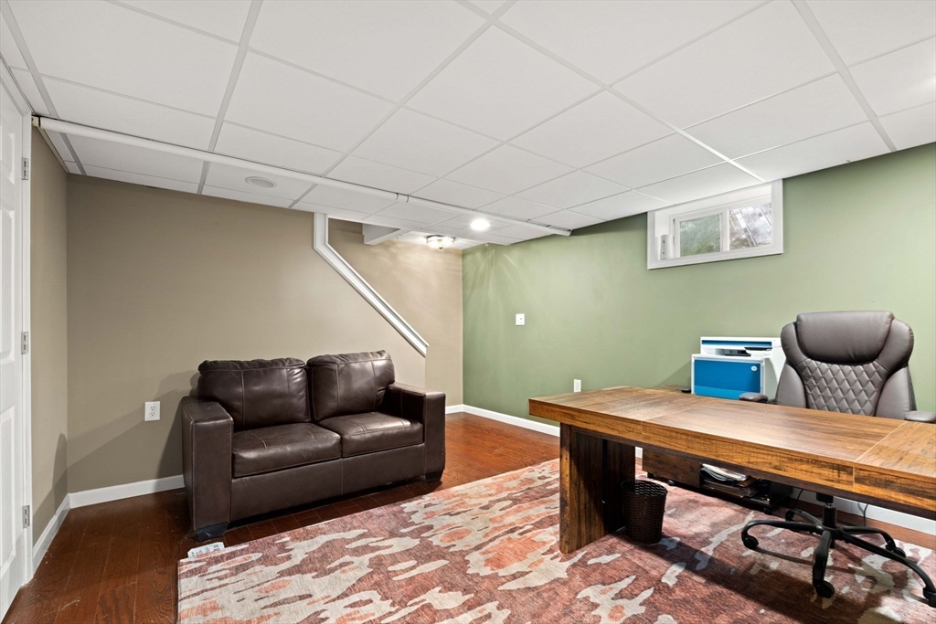 7 Village Green Drive # 7 Property Photo 19
