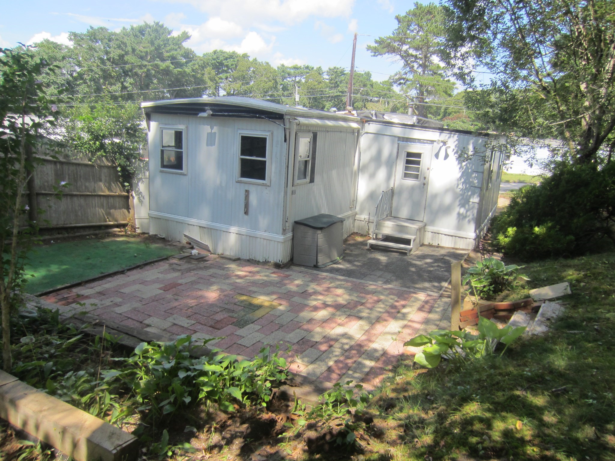 8 Kristen Ln Property Photo 3