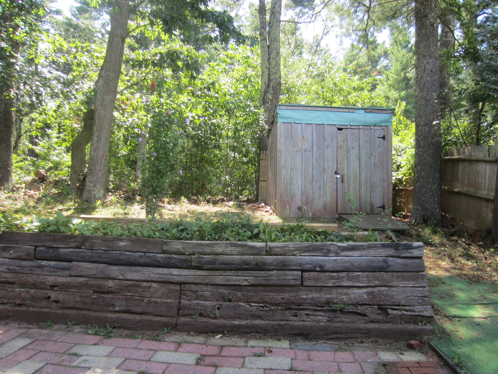 8 Kristen Ln Property Photo 5