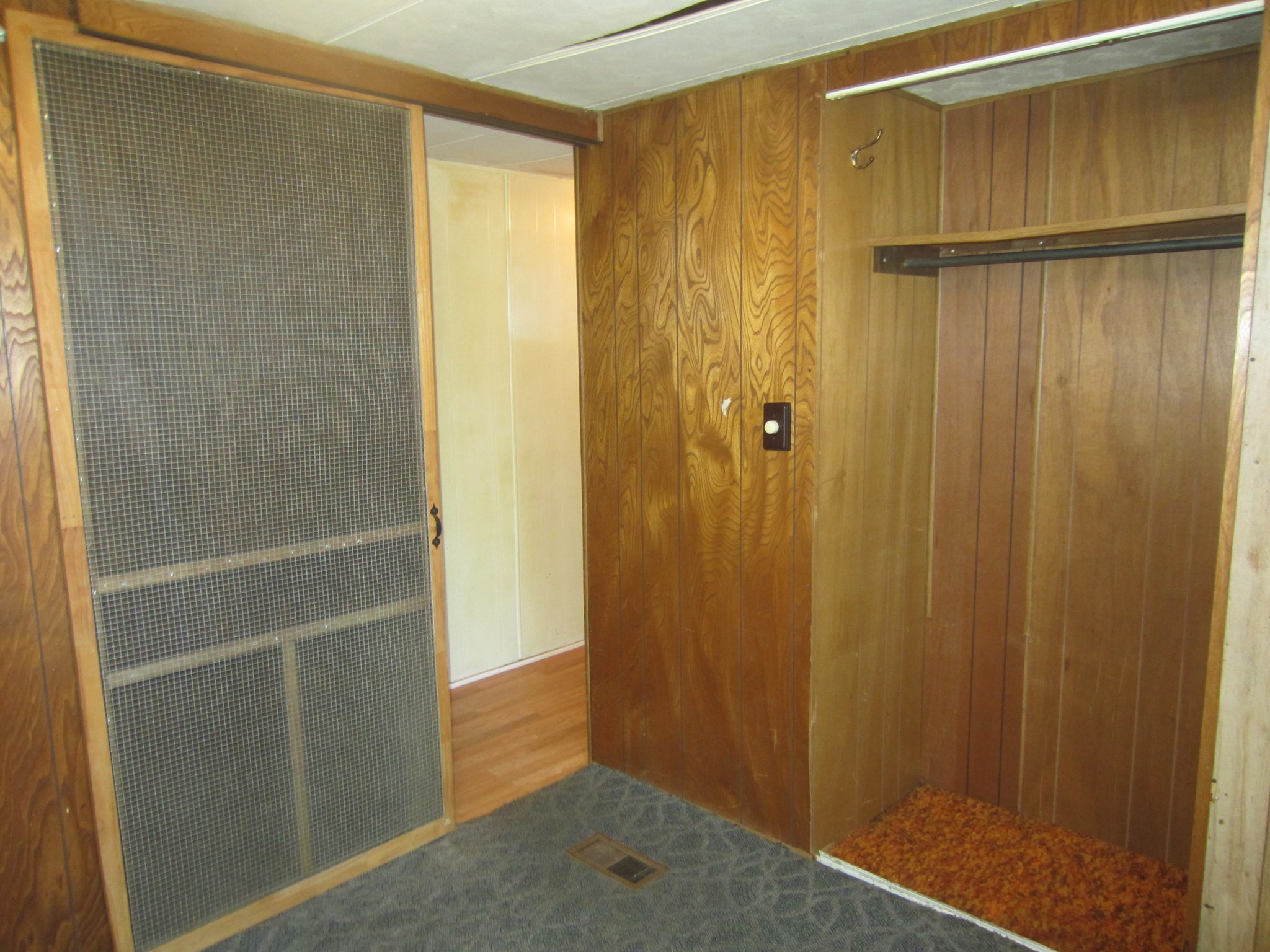 8 Kristen Ln Property Photo 13