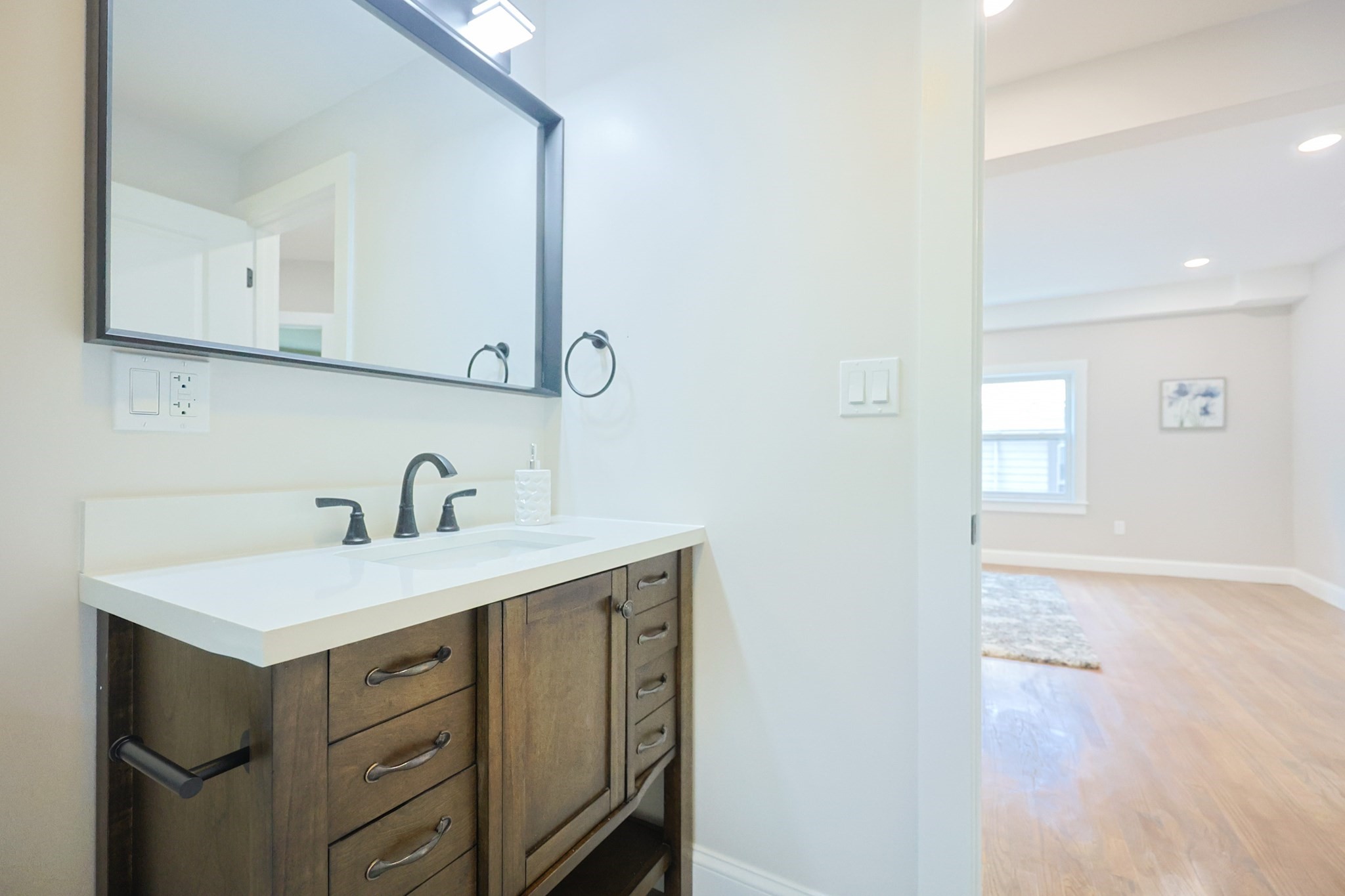 11 Watson St # 2 Property Photo 6