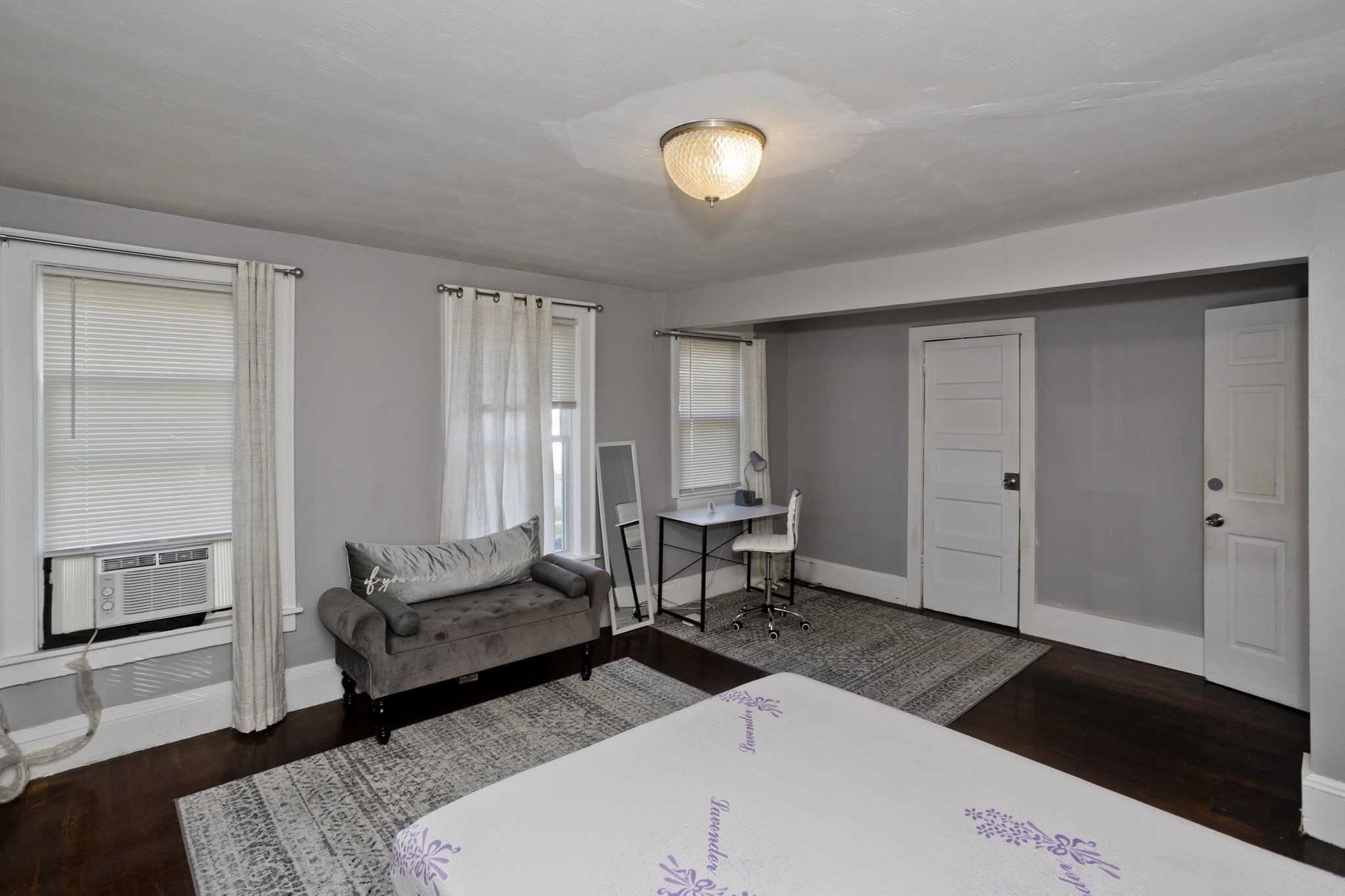 104 Narragansett St Property Photo 14
