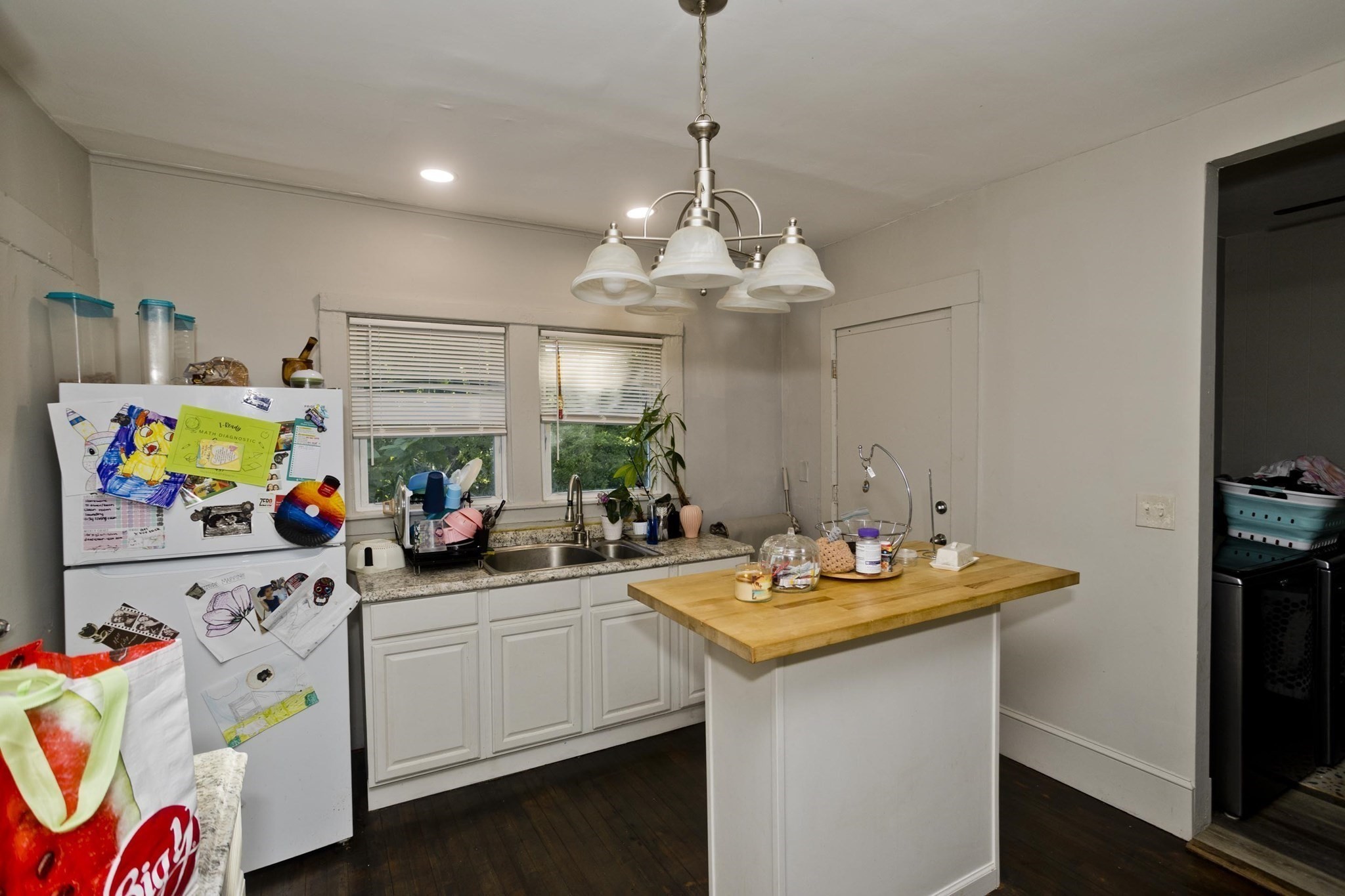 104 Narragansett St Property Photo 31