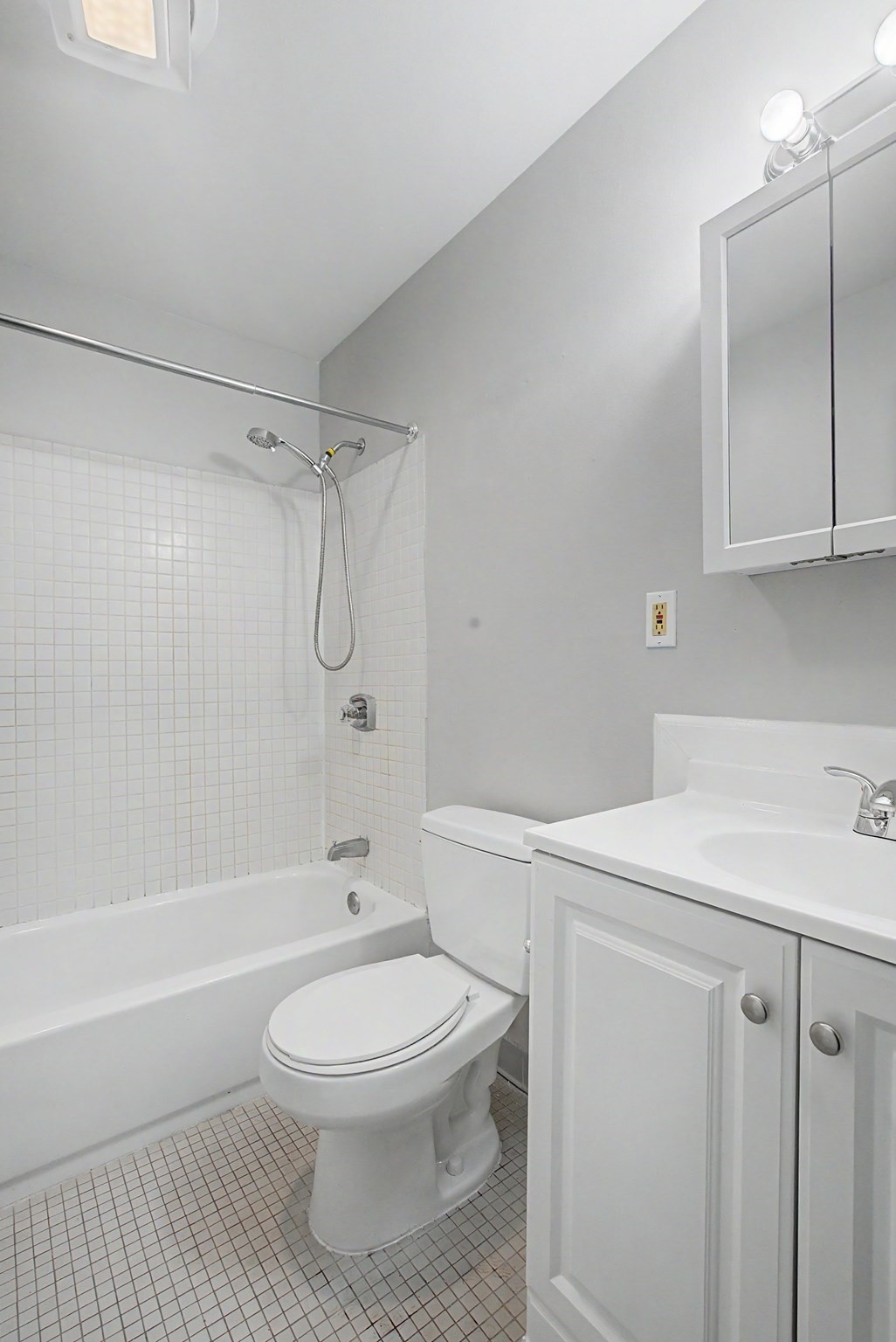 174 High St # 309 Property Photo 11