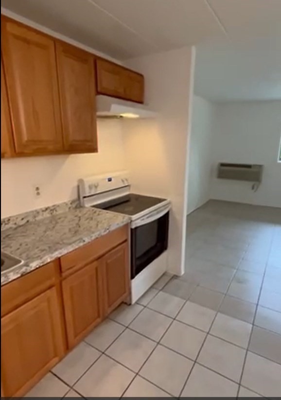 126 Beaver St # 76 Property Photo 5