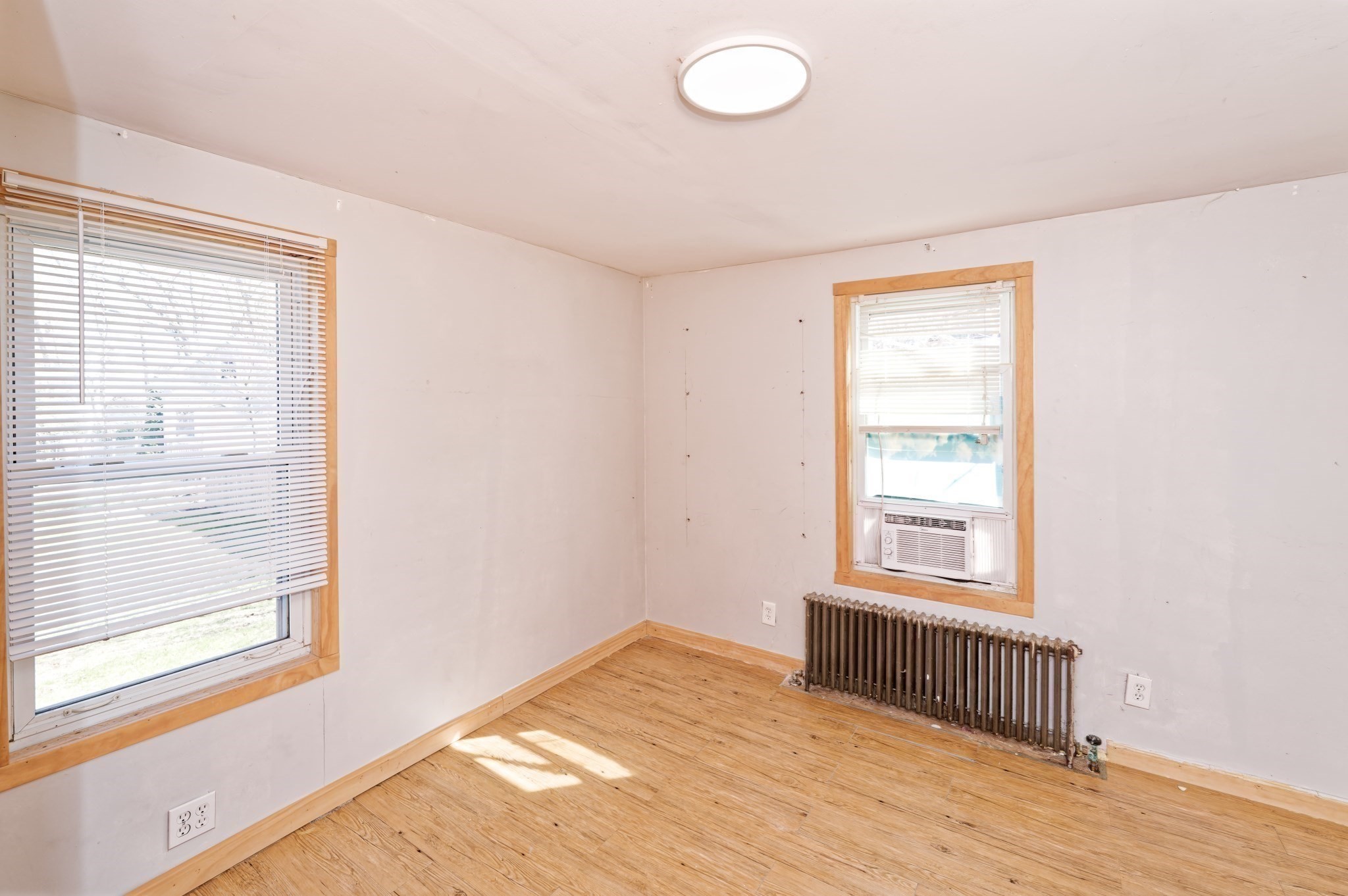 7 Cross St Property Photo 8