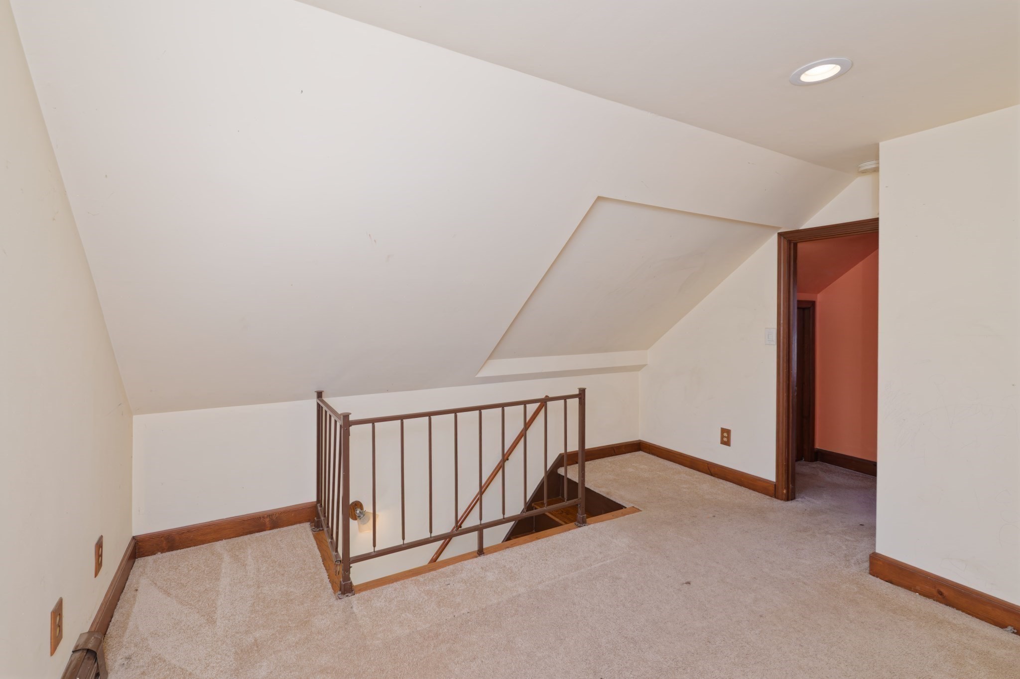 7 Cross St Property Photo 16