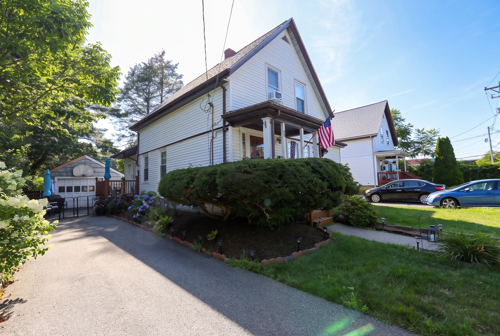 126 Intervale St Property Photo 2