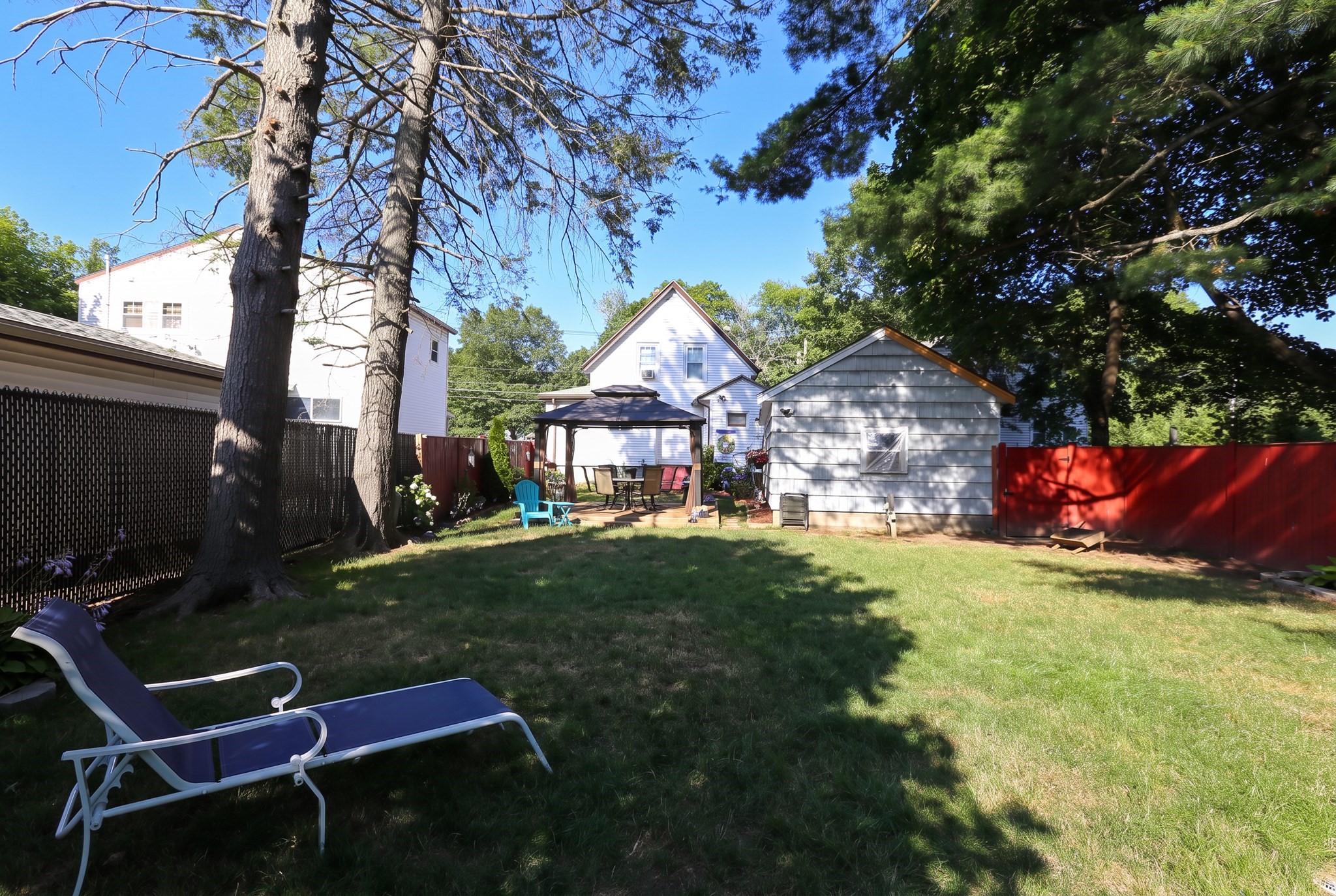 126 Intervale St Property Photo 4