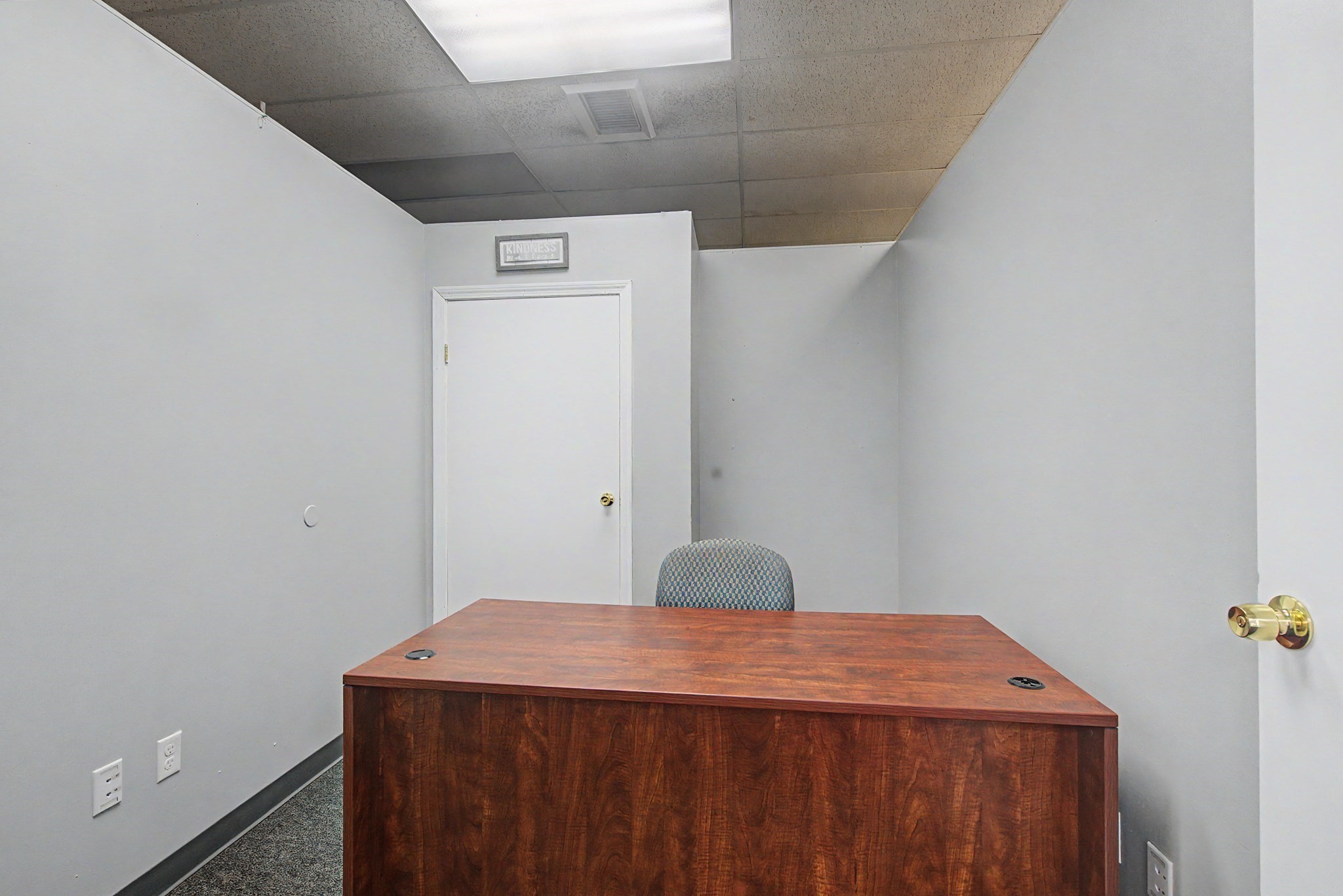 176 High St Property Photo 5