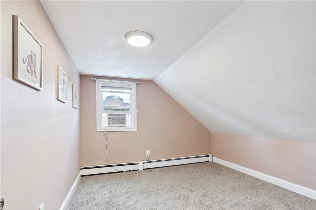 246 Thurber Ave Property Photo 31