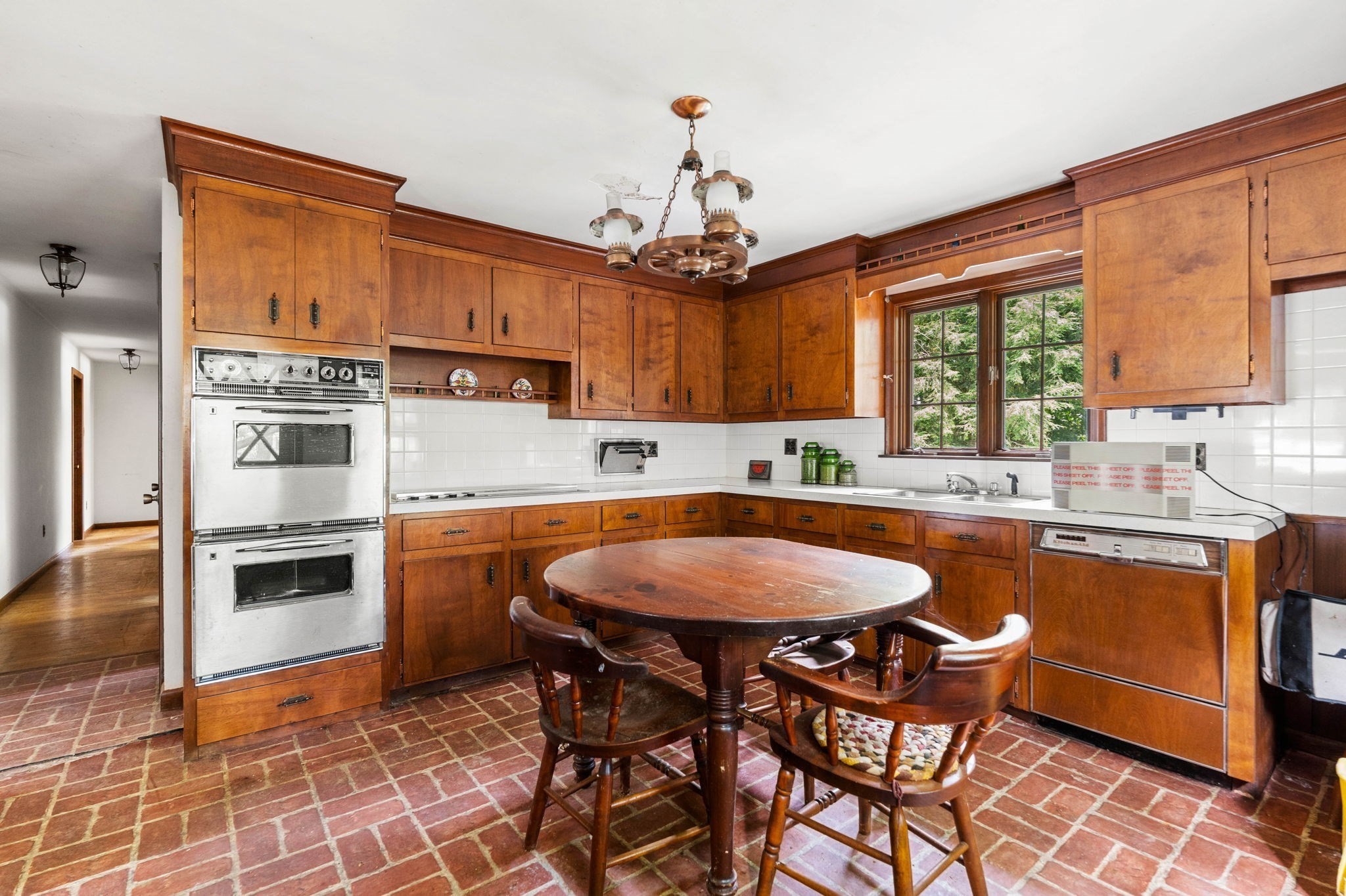 42 Felker St Property Photo 8