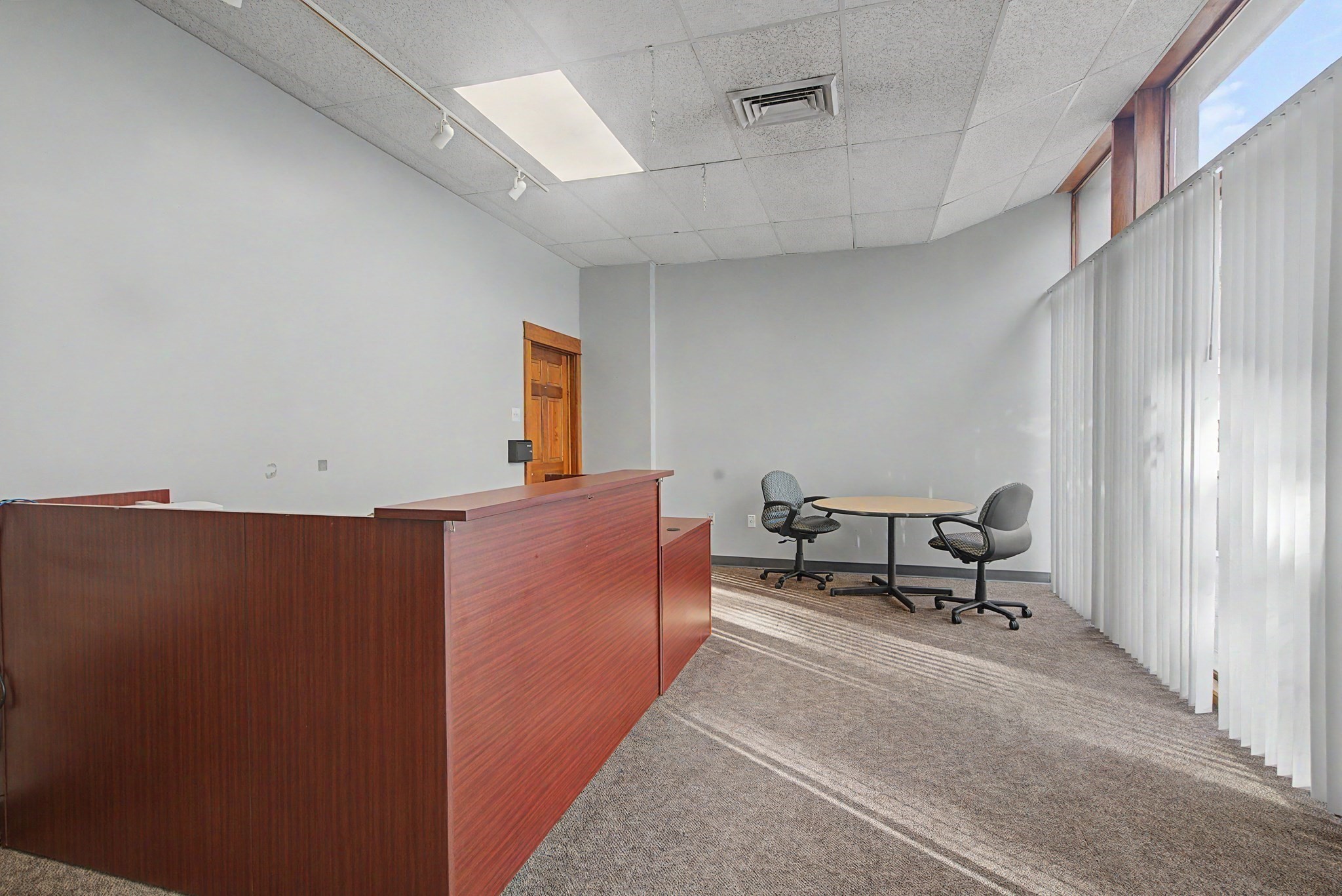 178 High St Property Photo 3