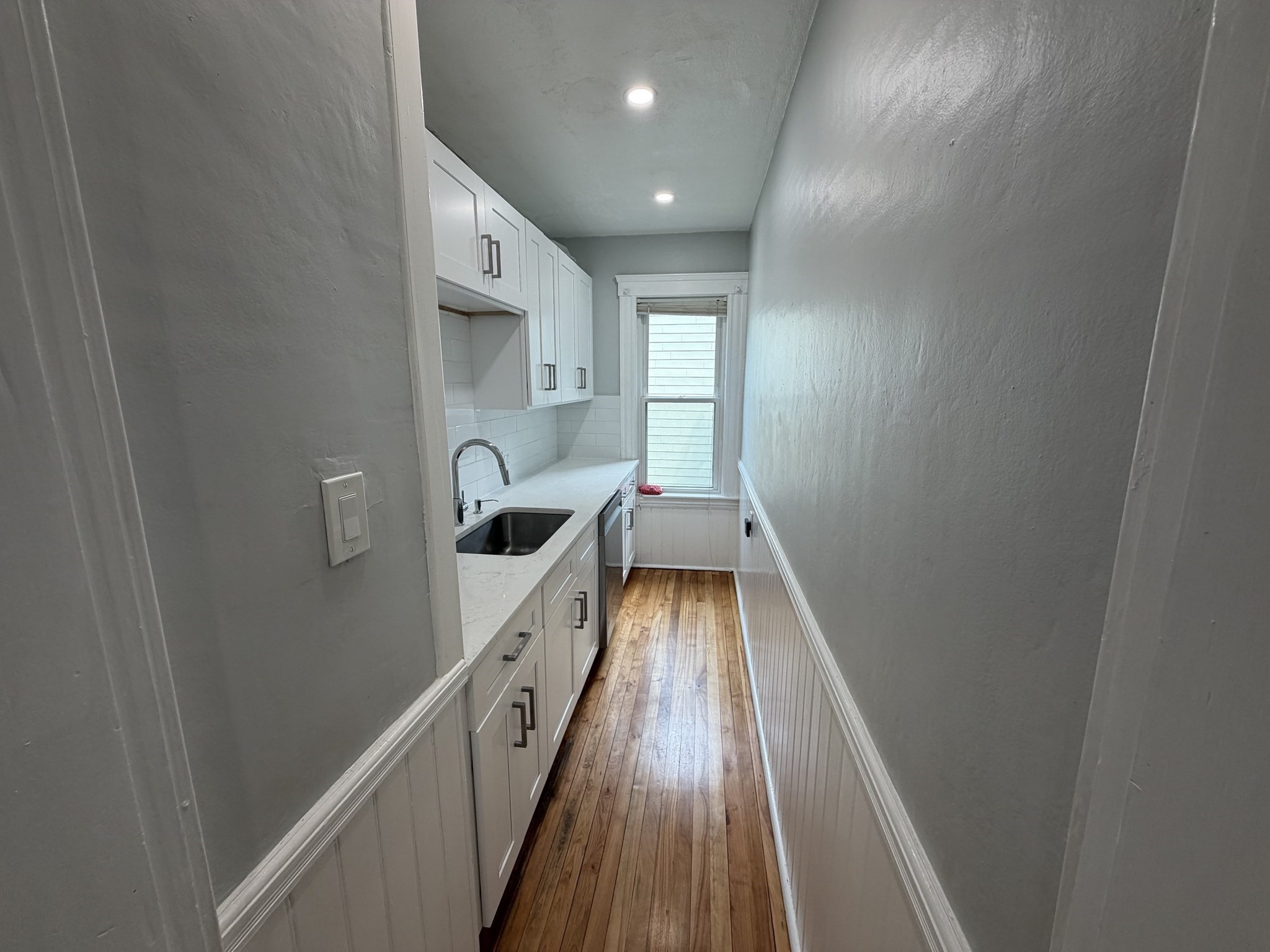 72 Everard St # 2 Property Photo 3