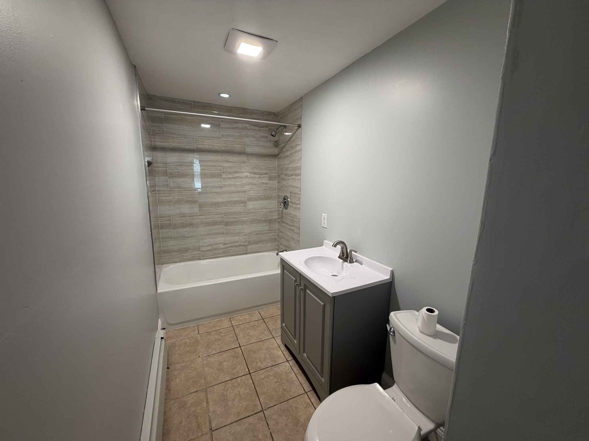 72 Everard St # 2 Property Photo 6