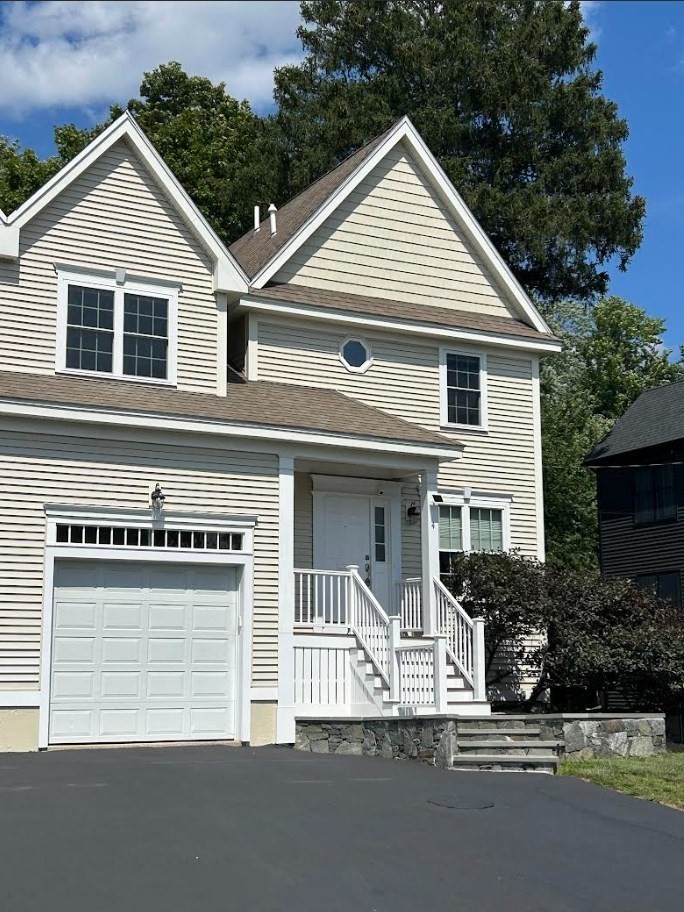 4 N Pleasant St # 4 Property Photo 2