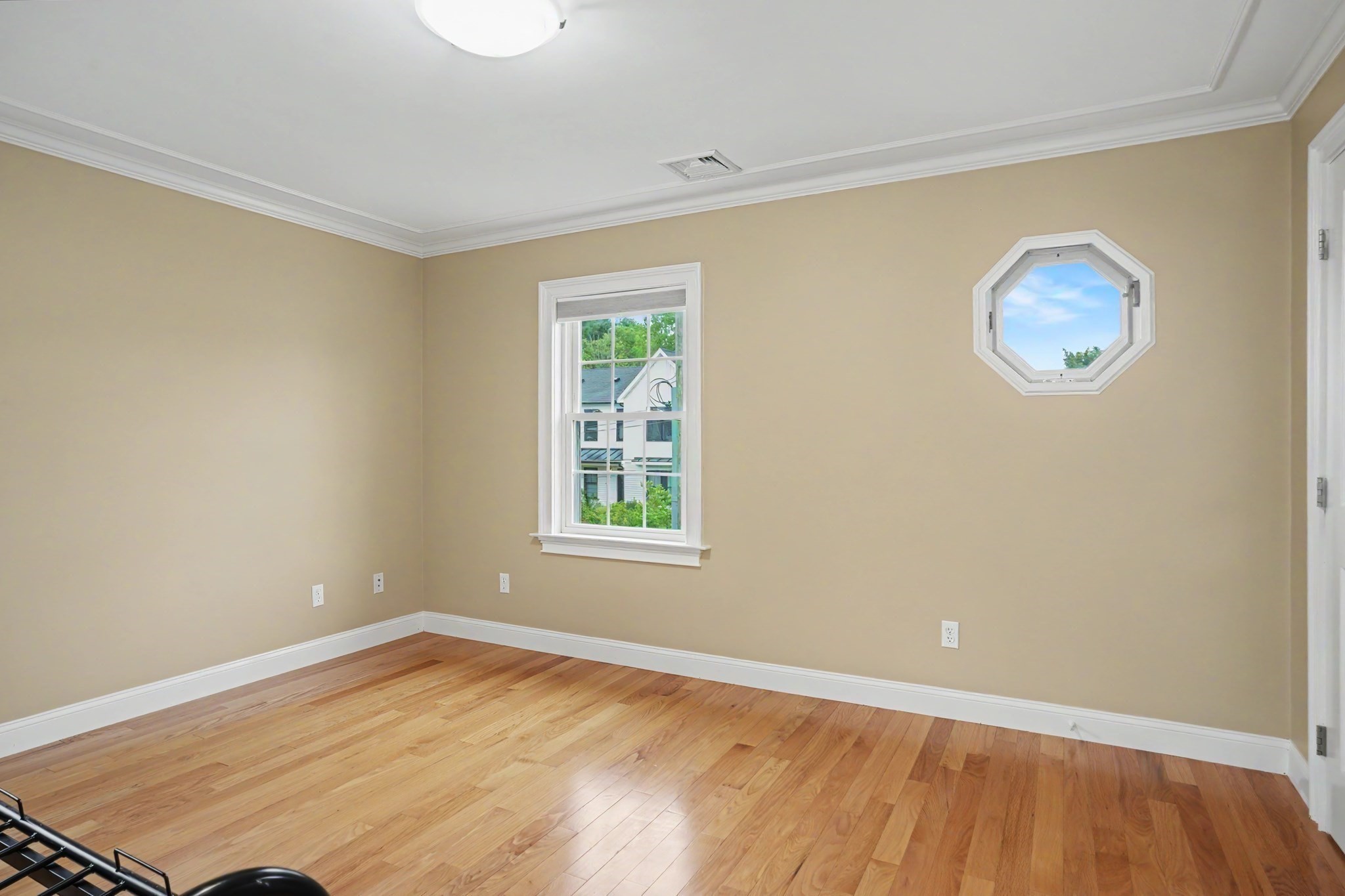 4 N Pleasant St # 4 Property Photo 22