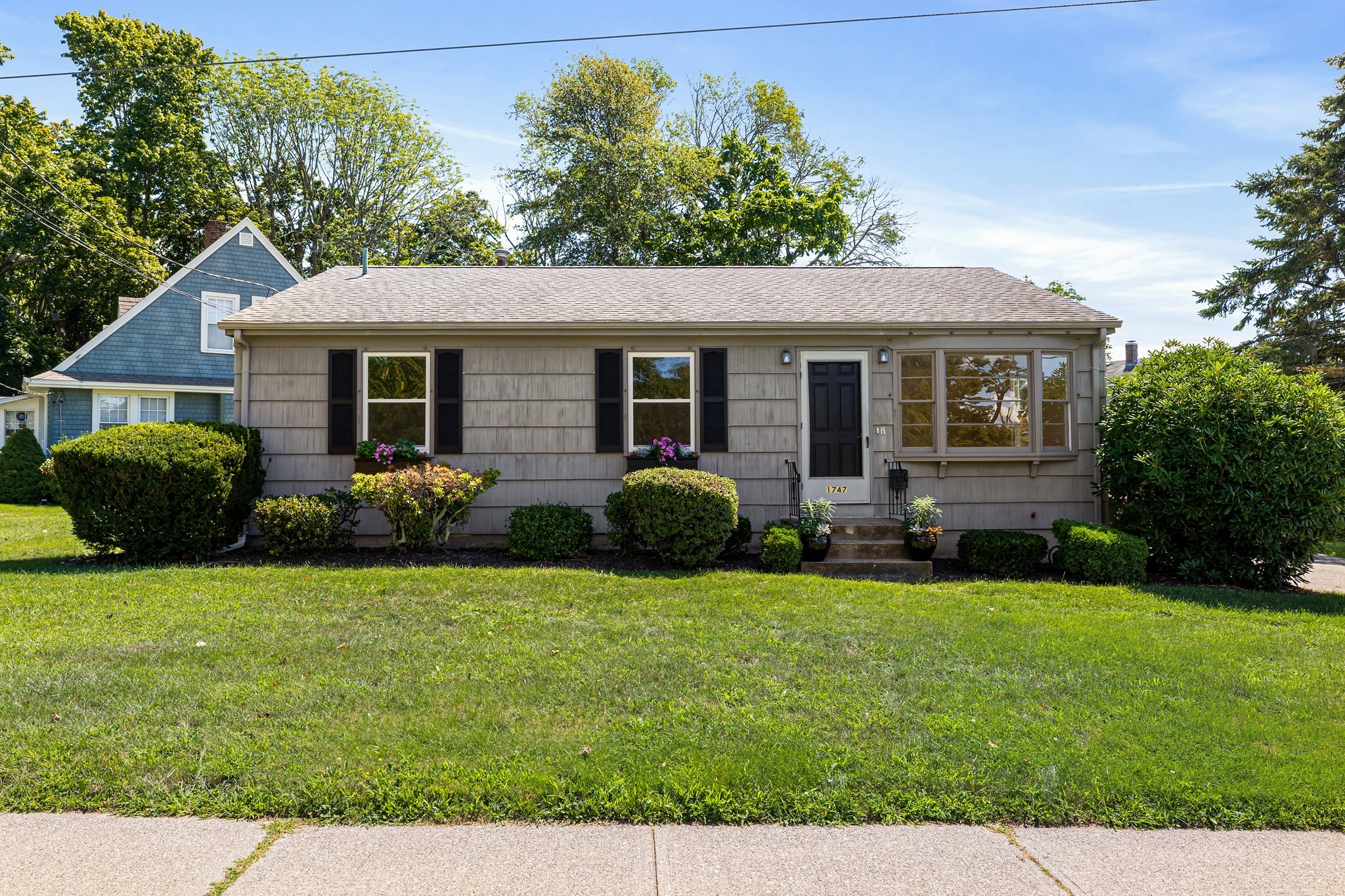 1747 Highland Avenue Property Photo 1