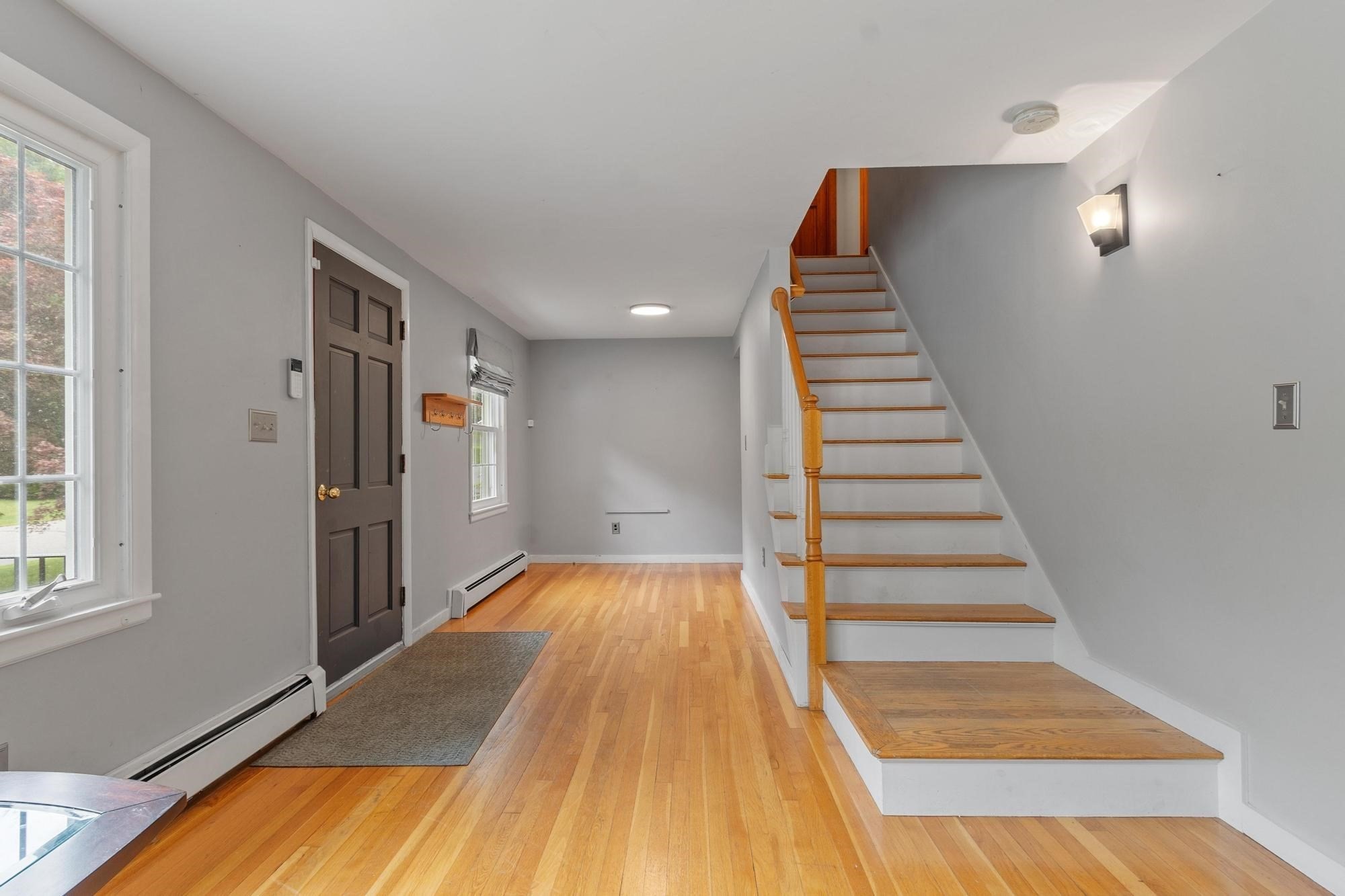 55 Dorothy Ave Property Photo 8