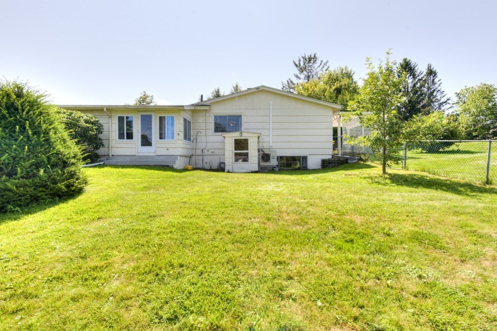 6 Burtenmar Circle Property Photo 4