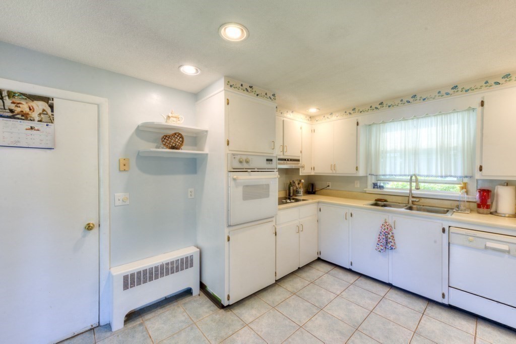 6 Burtenmar Circle Property Photo 17