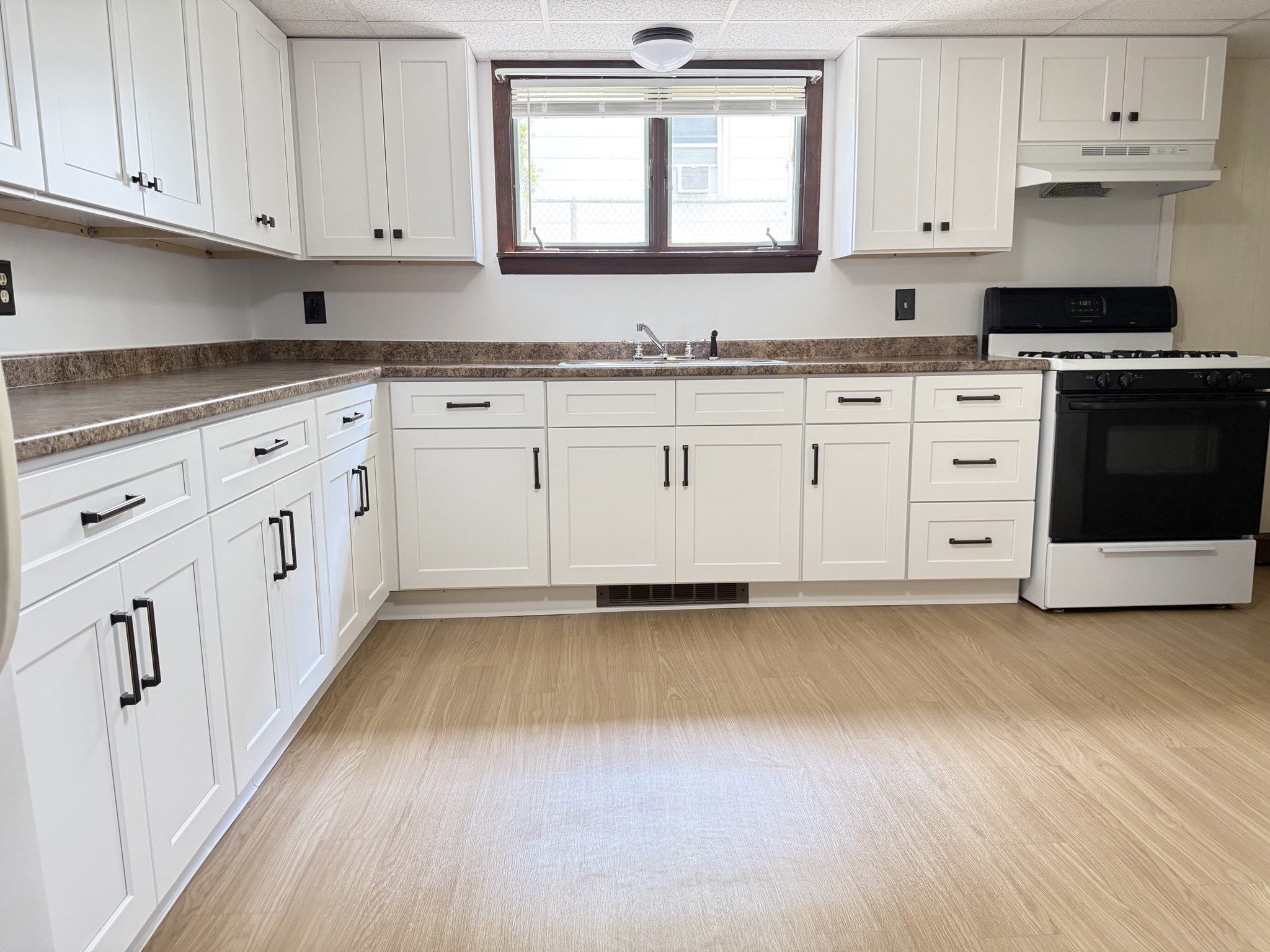 21 West Carpenter # B Property Photo 1