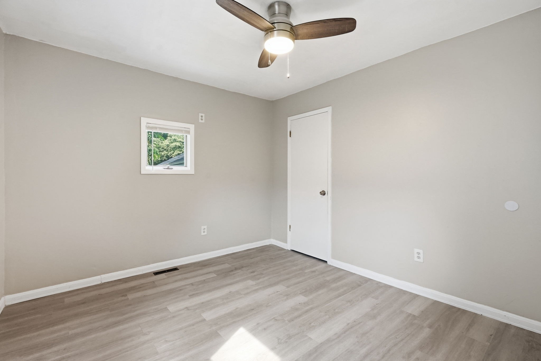 66 Upland Property Photo 20