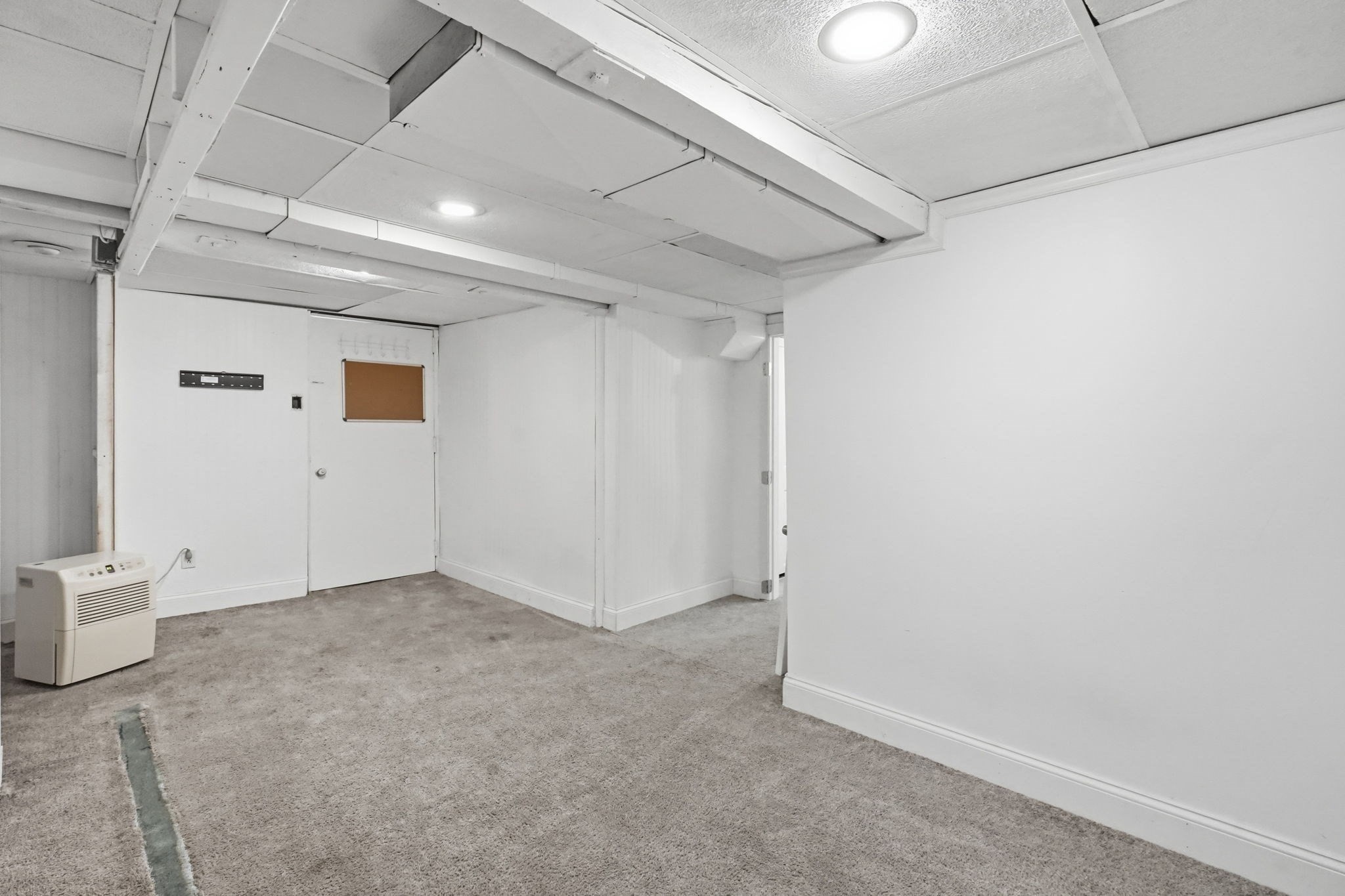 66 Upland Property Photo 27