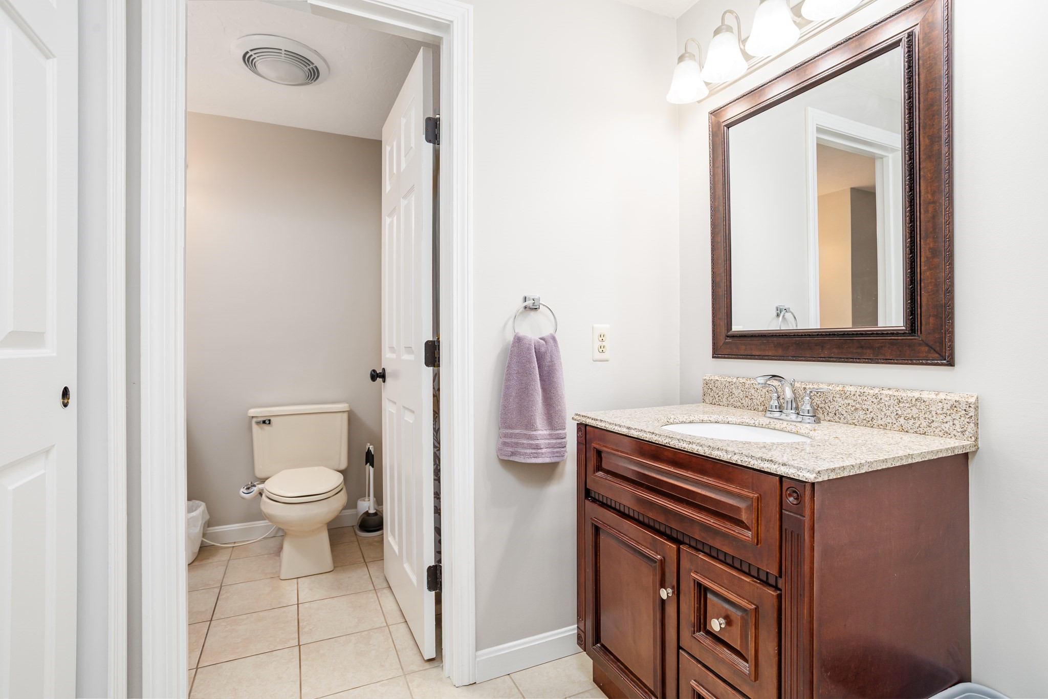 512 Ridgefield Cir # C Property Photo 19