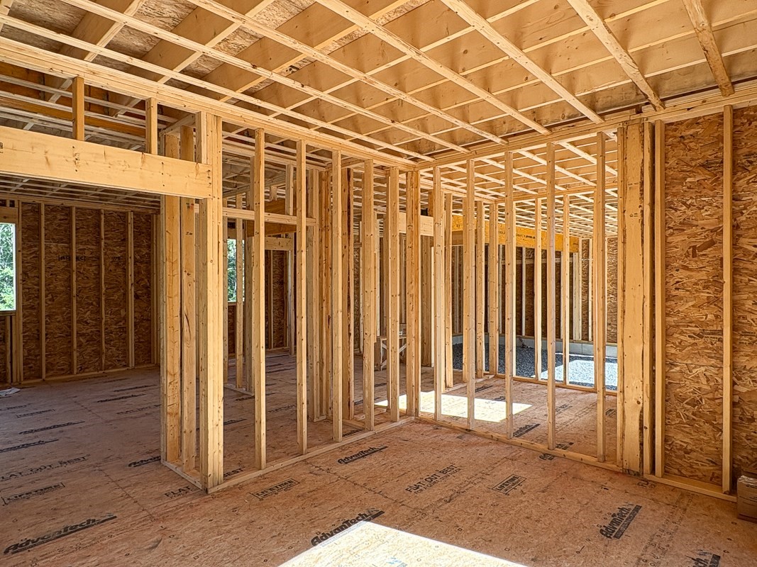 232 West Townsend Rd Property Photo 10