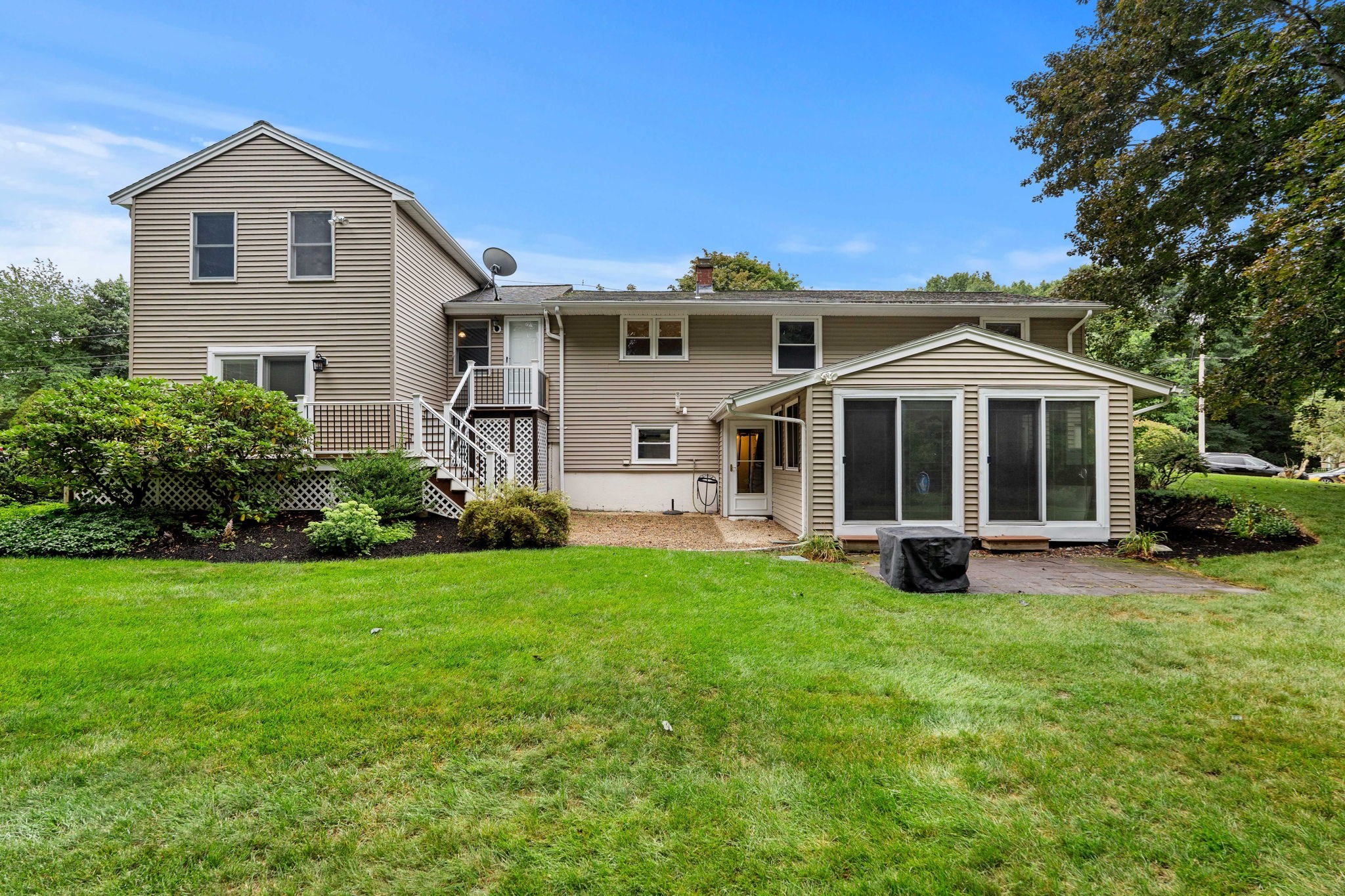 25 Glen Drive Property Photo 6