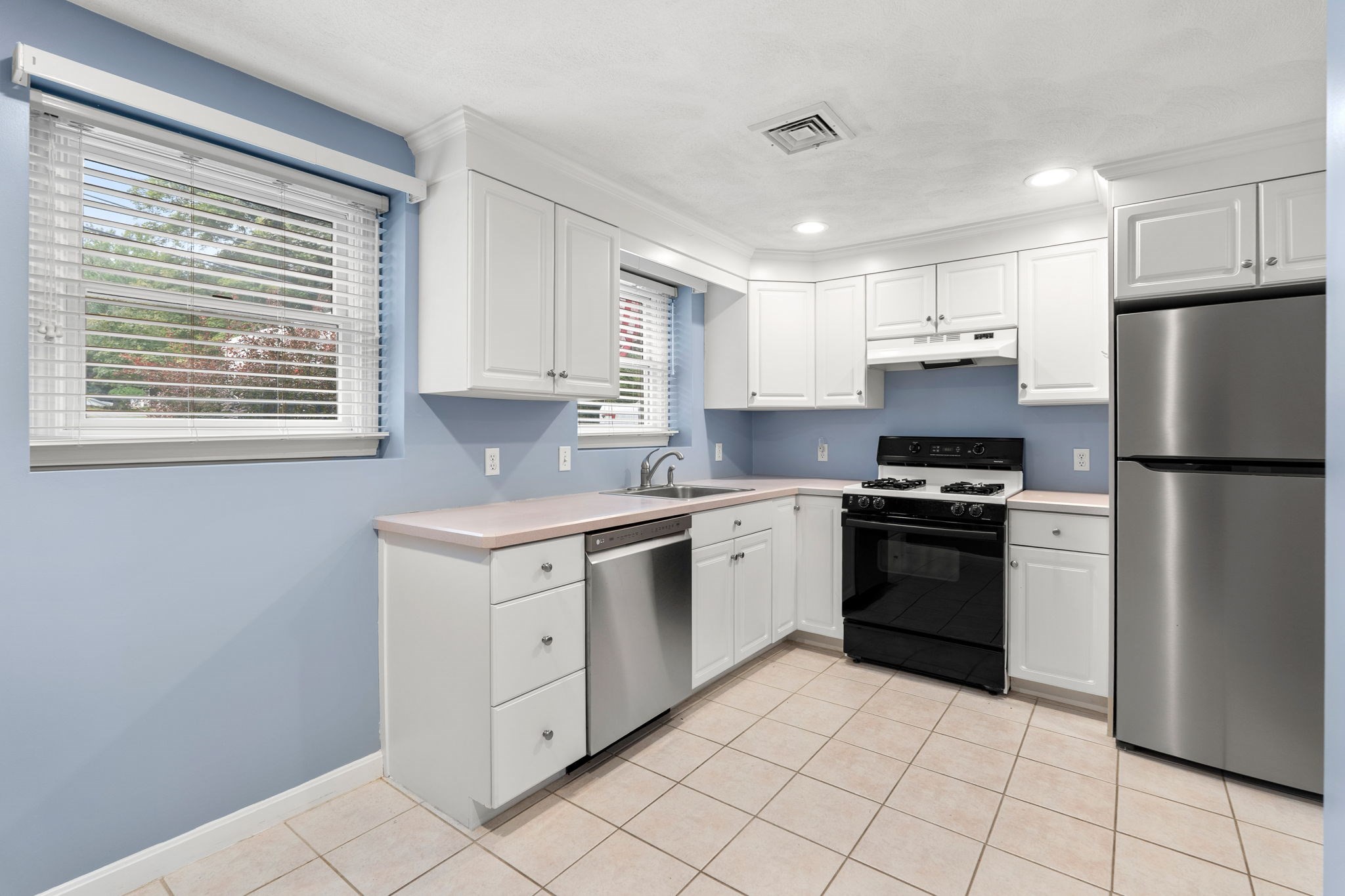 25 Glen Drive Property Photo 39