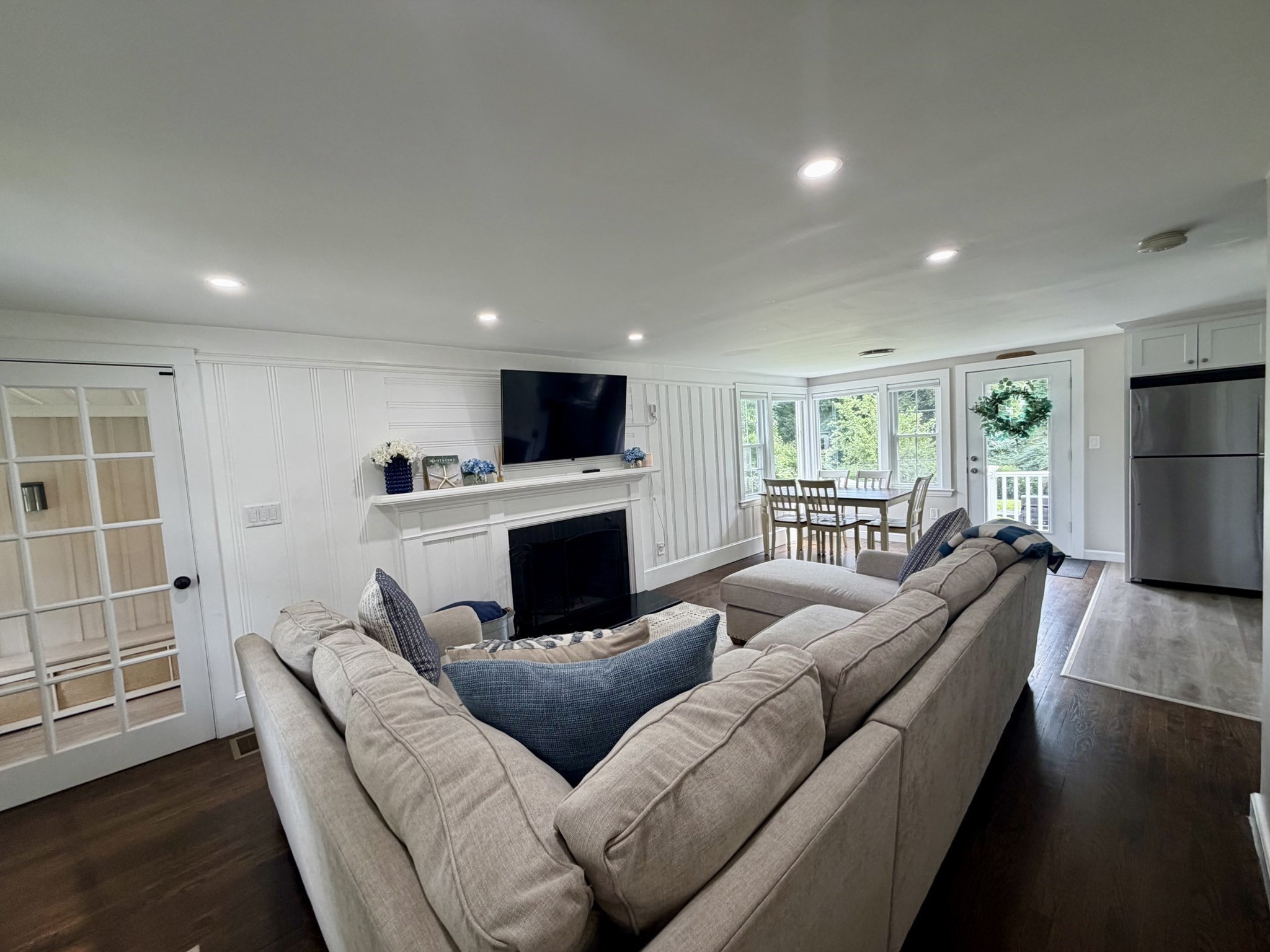 335 South Street Property Photo 6