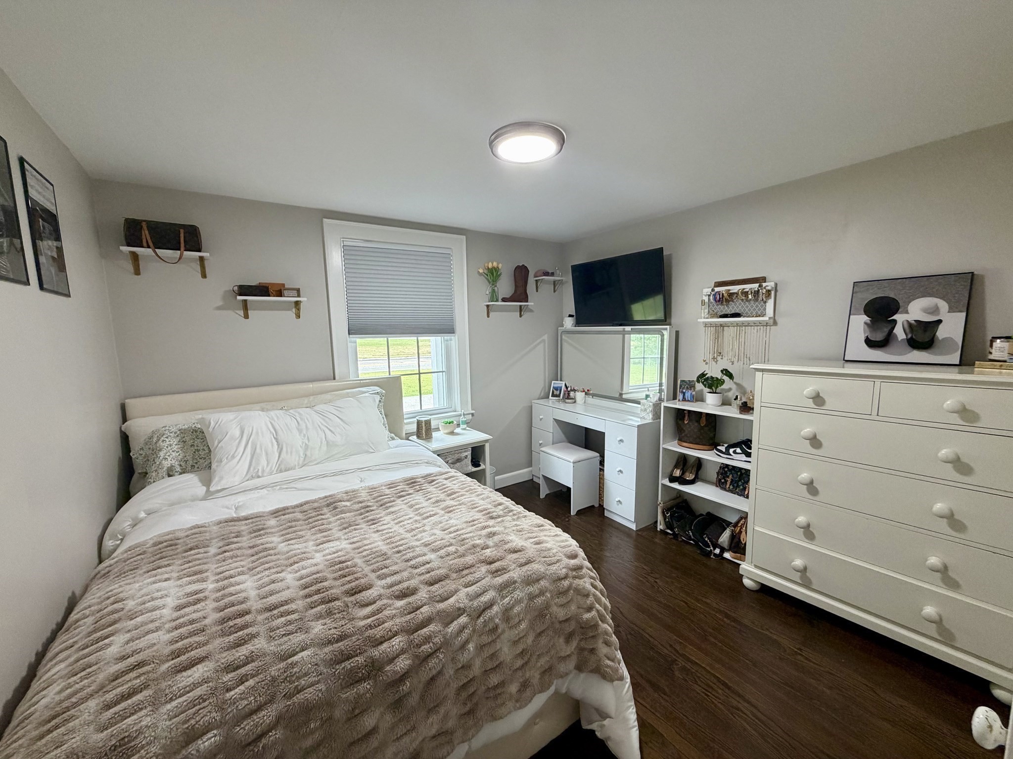335 South Street Property Photo 16