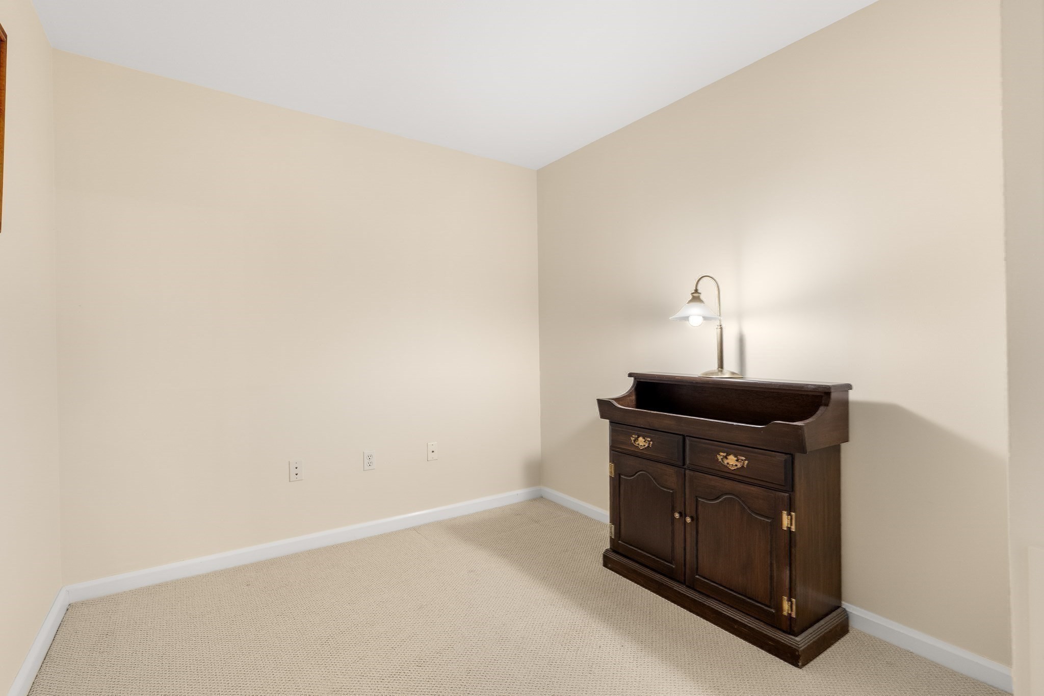 38 Village Road # 614 Property Photo 16