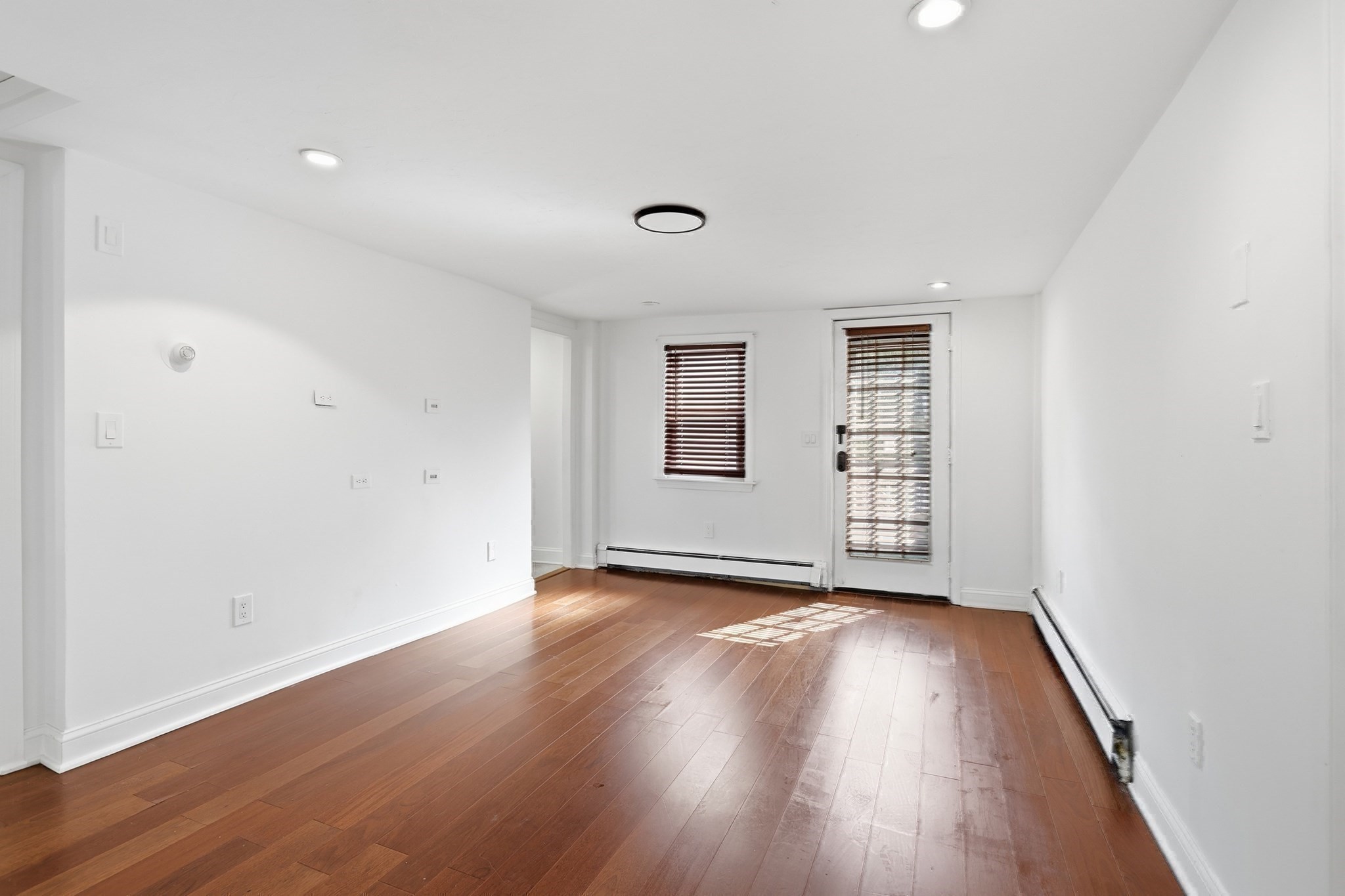 1896 Washington St # 2 Property Photo 4