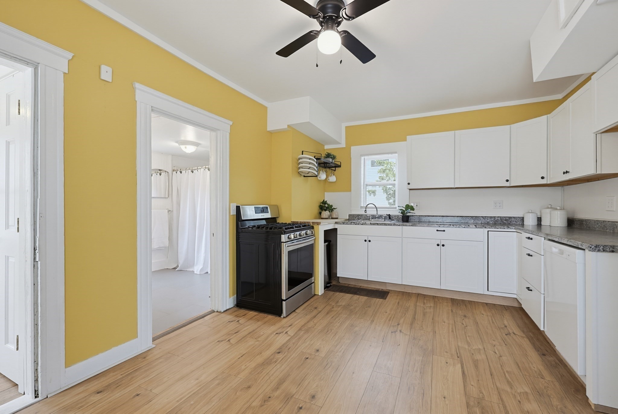 21 South River St. Property Photo 8