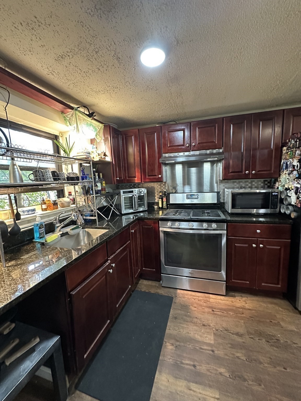 27 Hosmer St # 1 Property Photo 8