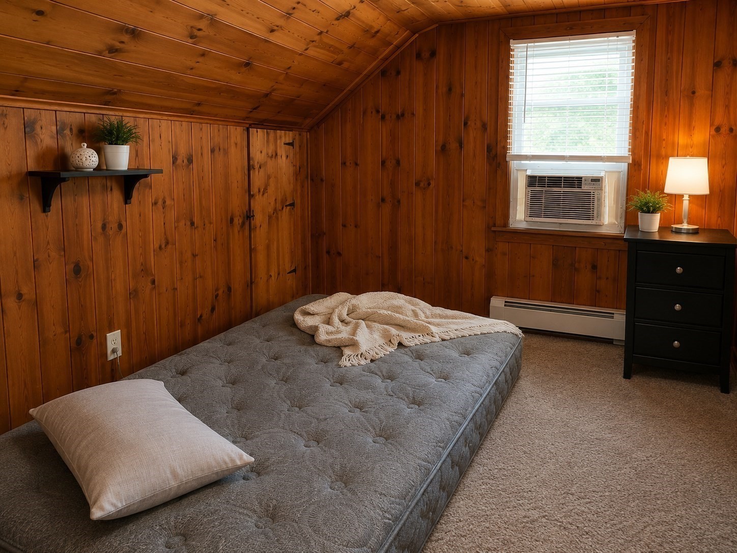 711 Newbury St Property Photo 11