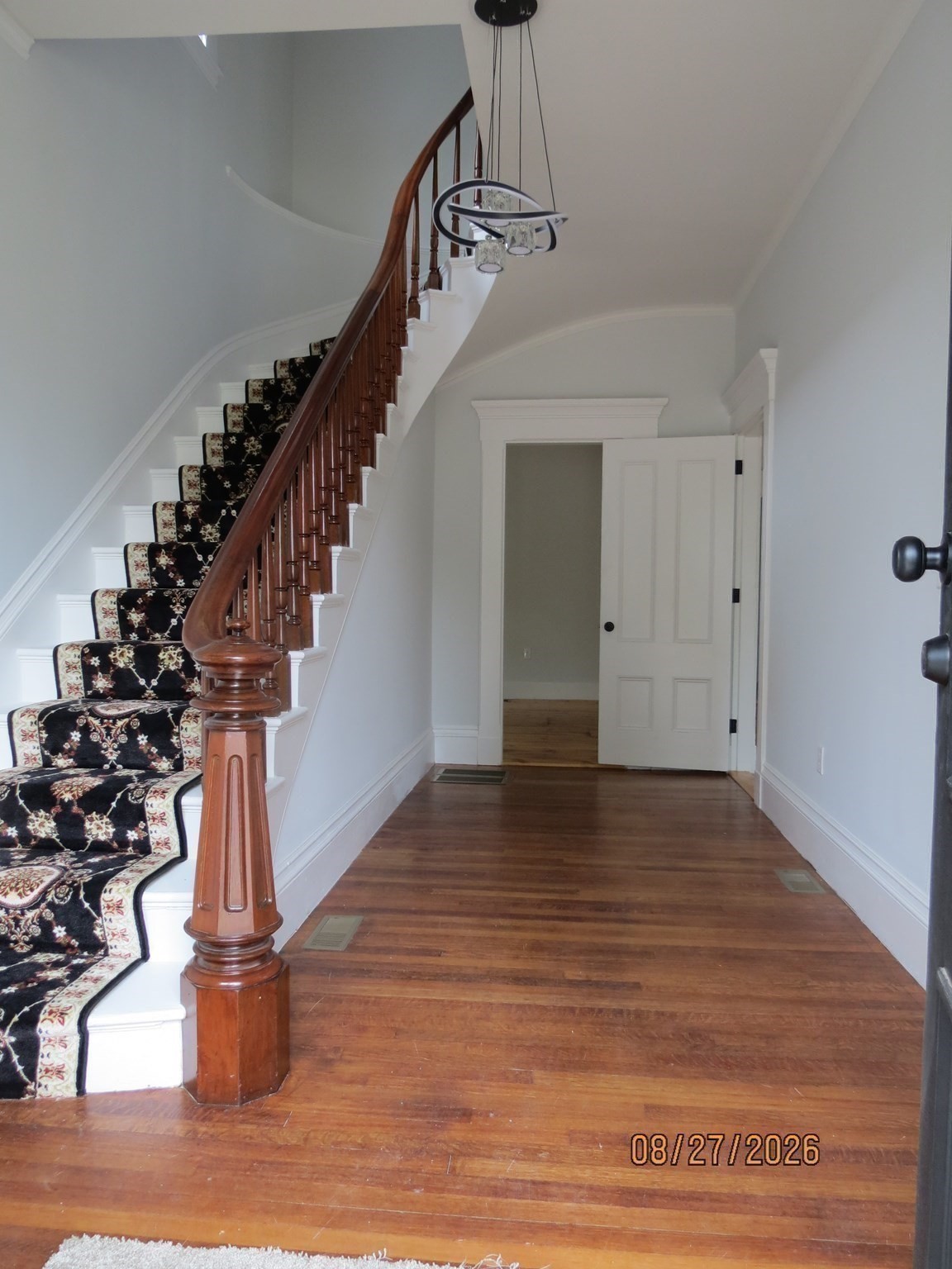 51 Grove Avenue Property Photo 12