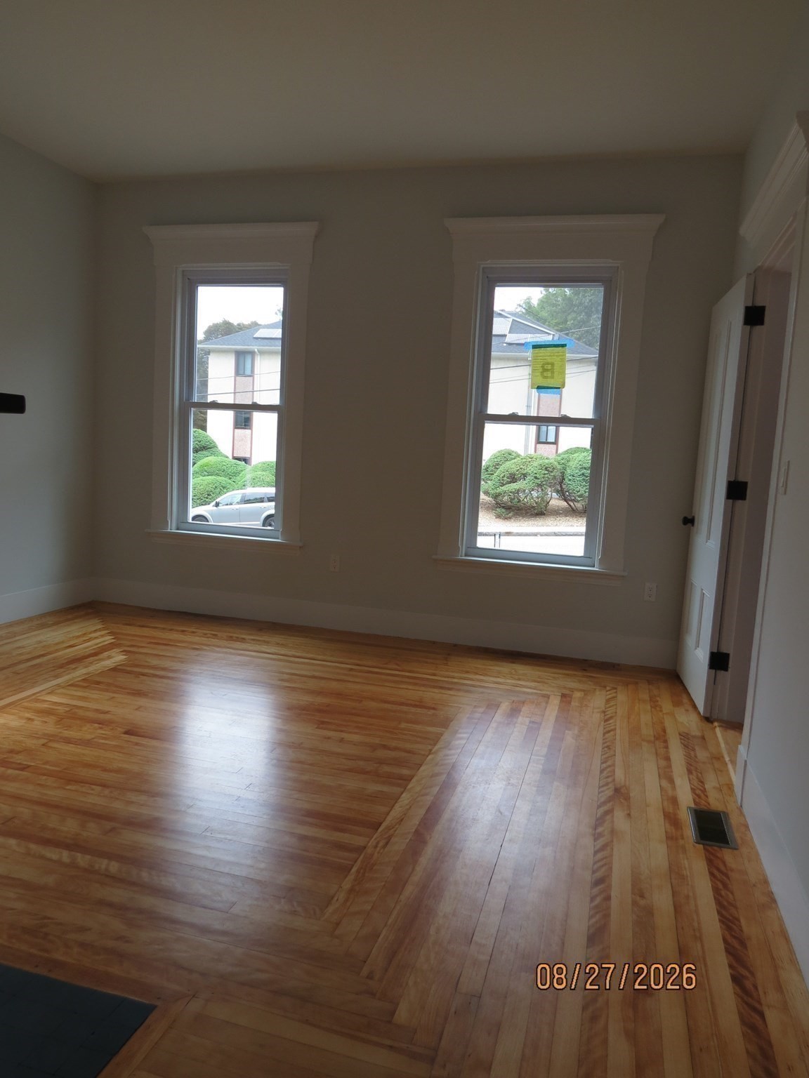 51 Grove Avenue Property Photo 14