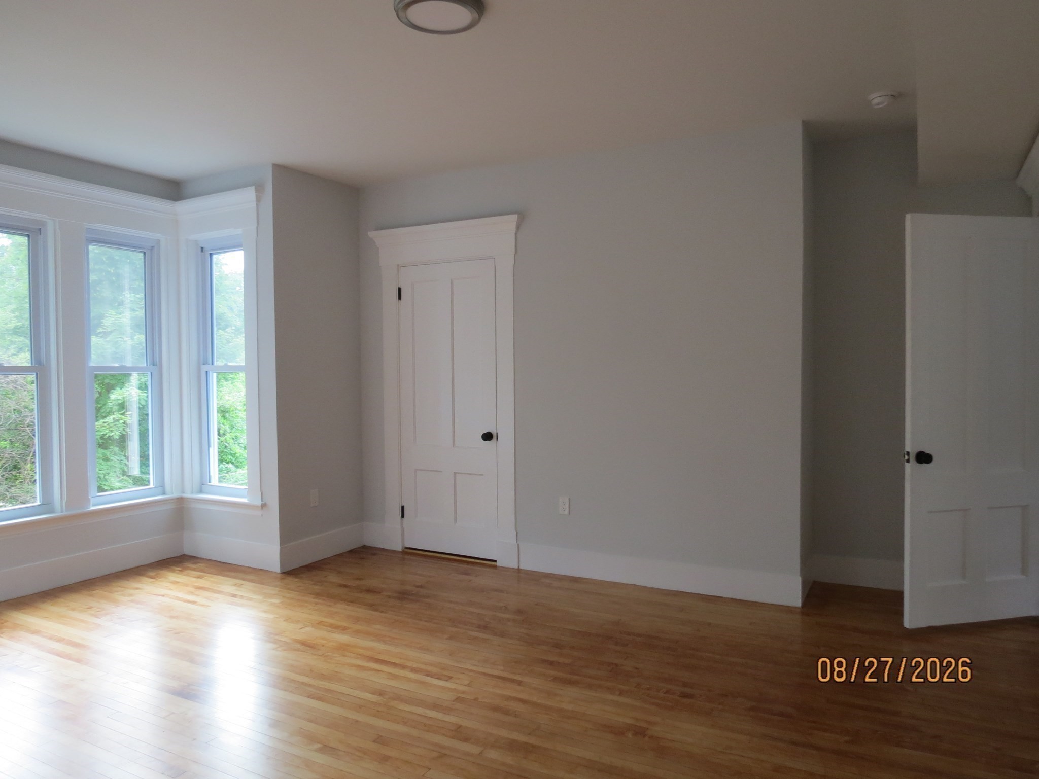 51 Grove Avenue Property Photo 17