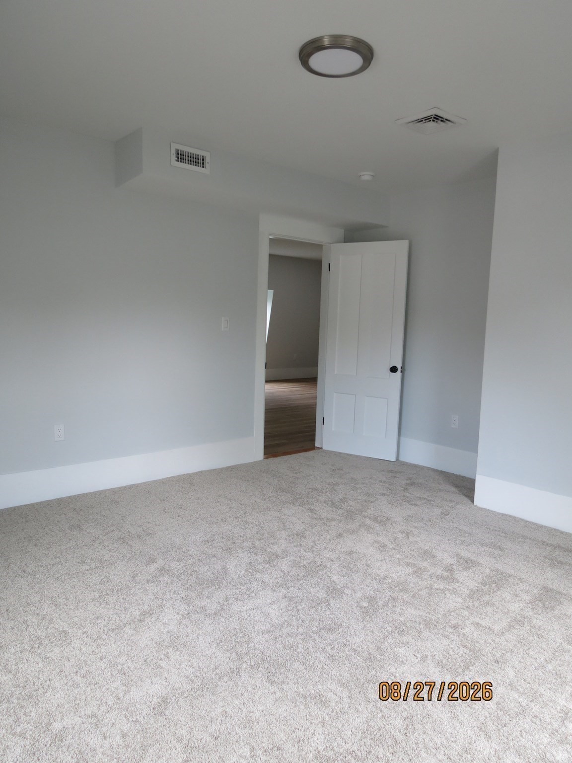 51 Grove Avenue Property Photo 39