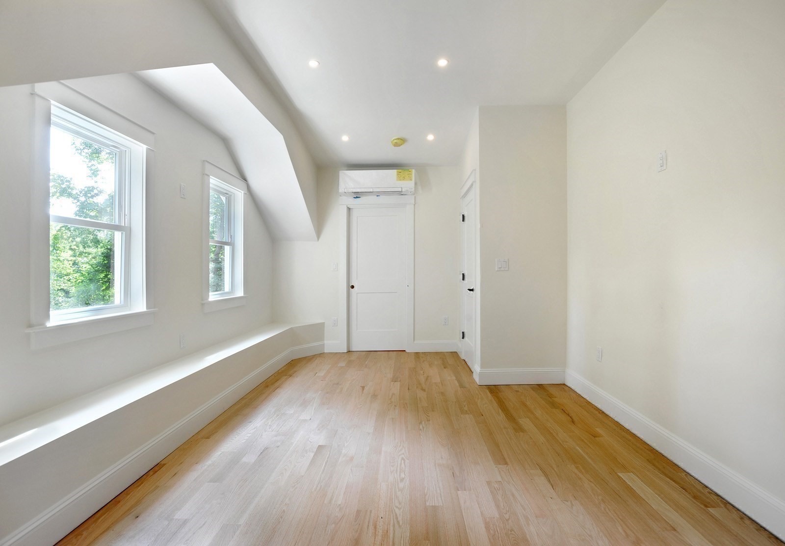 40 Beechwood Street Property Photo 25