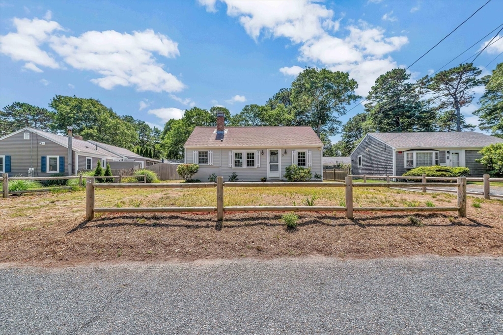 3 Danbury Street Property Photo 2