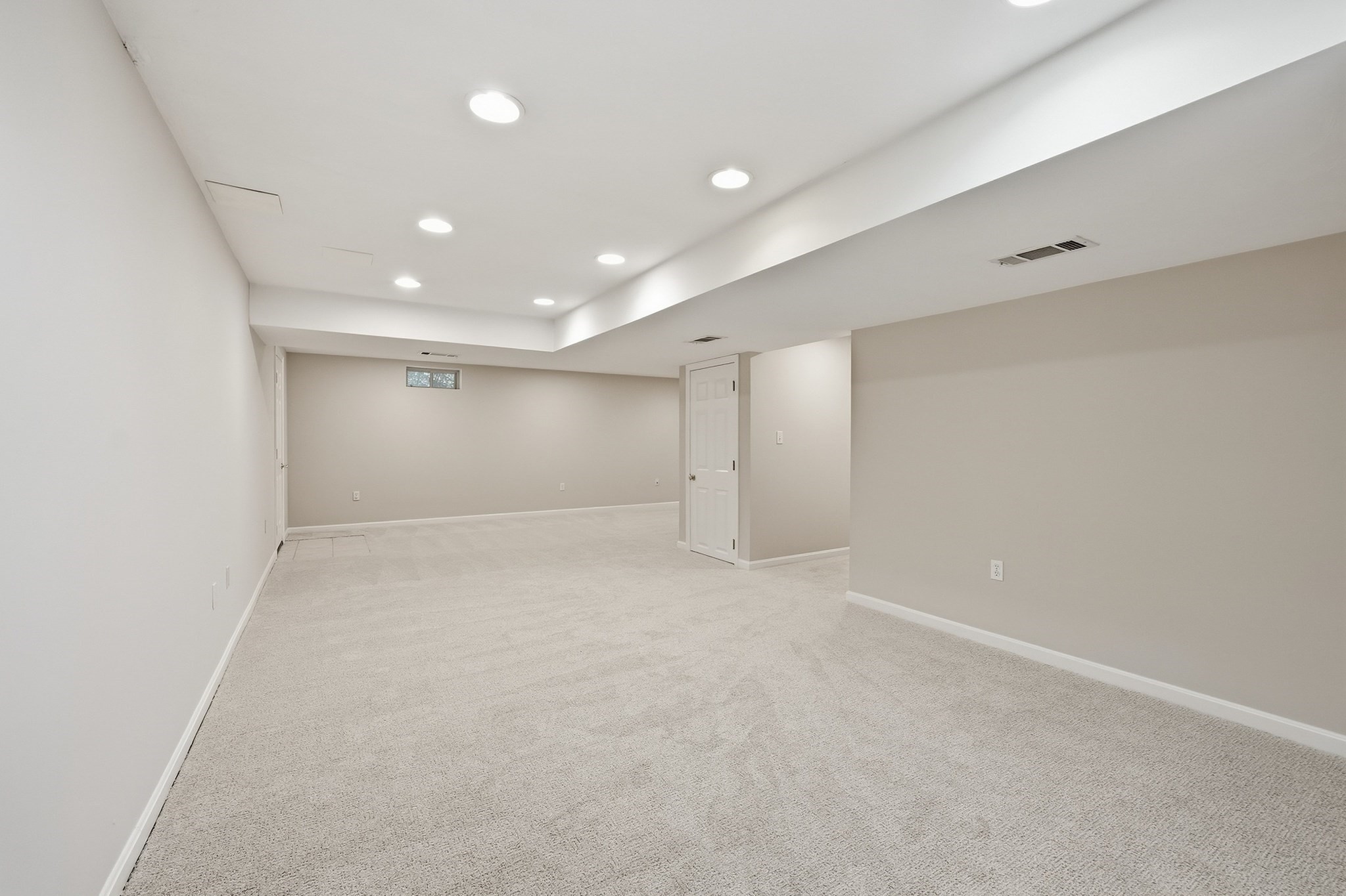 5 Southwood Dr # 50 Property Photo 34